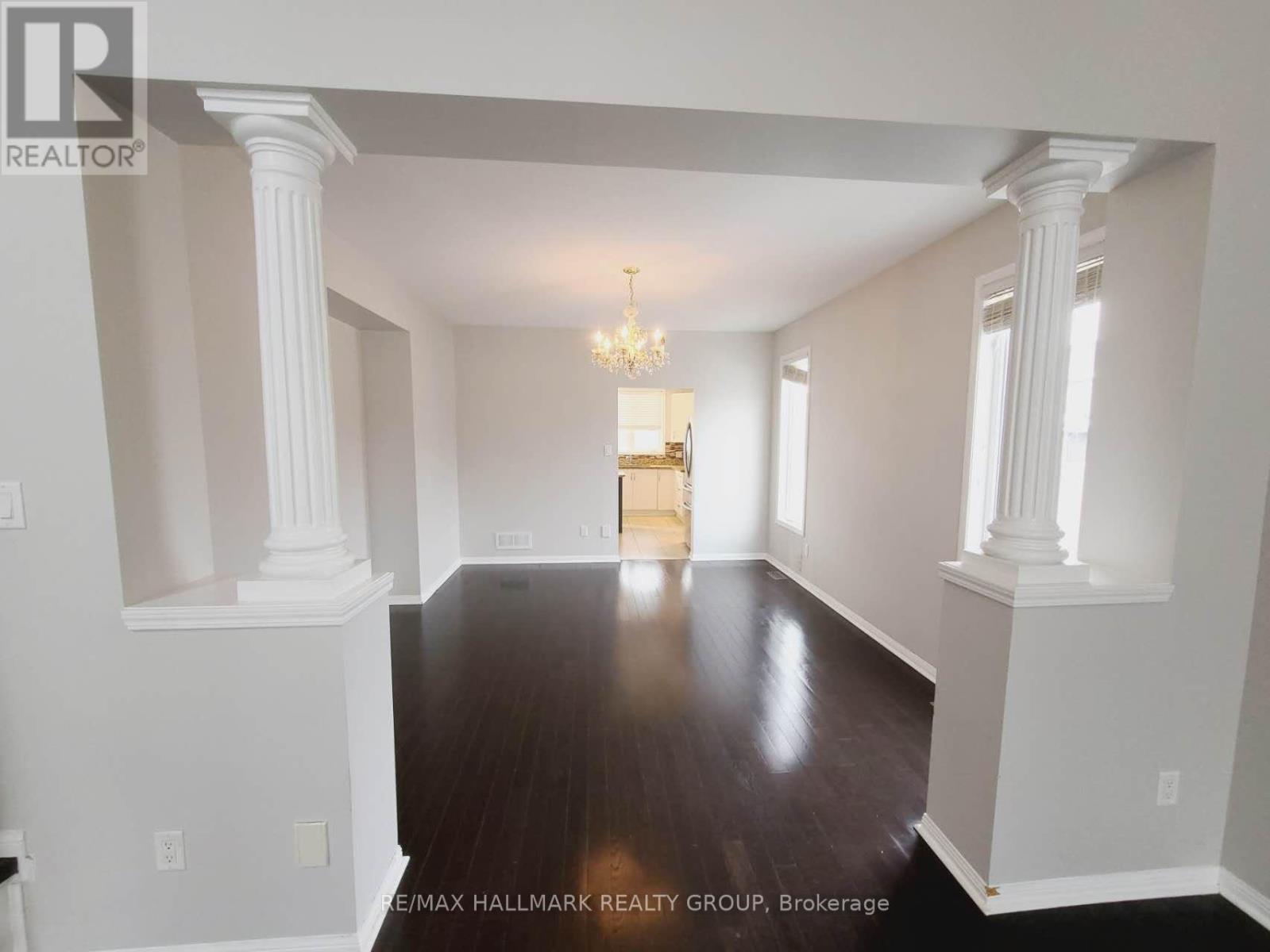 248 Huntsville Drive, Ottawa, Ontario  K2T 0C3 - Photo 5 - X12649150