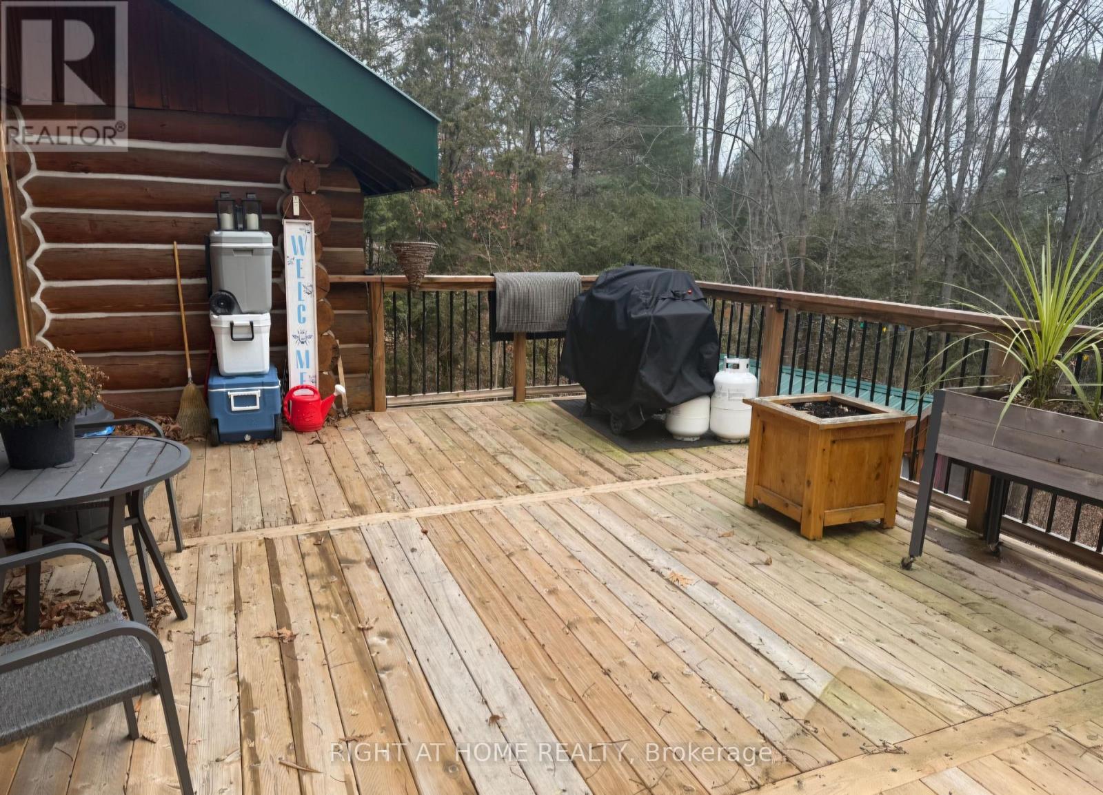 72 Viewmount Drive, Greater Madawaska, Ontario  K0J 1H0 - Photo 23 - X12631840