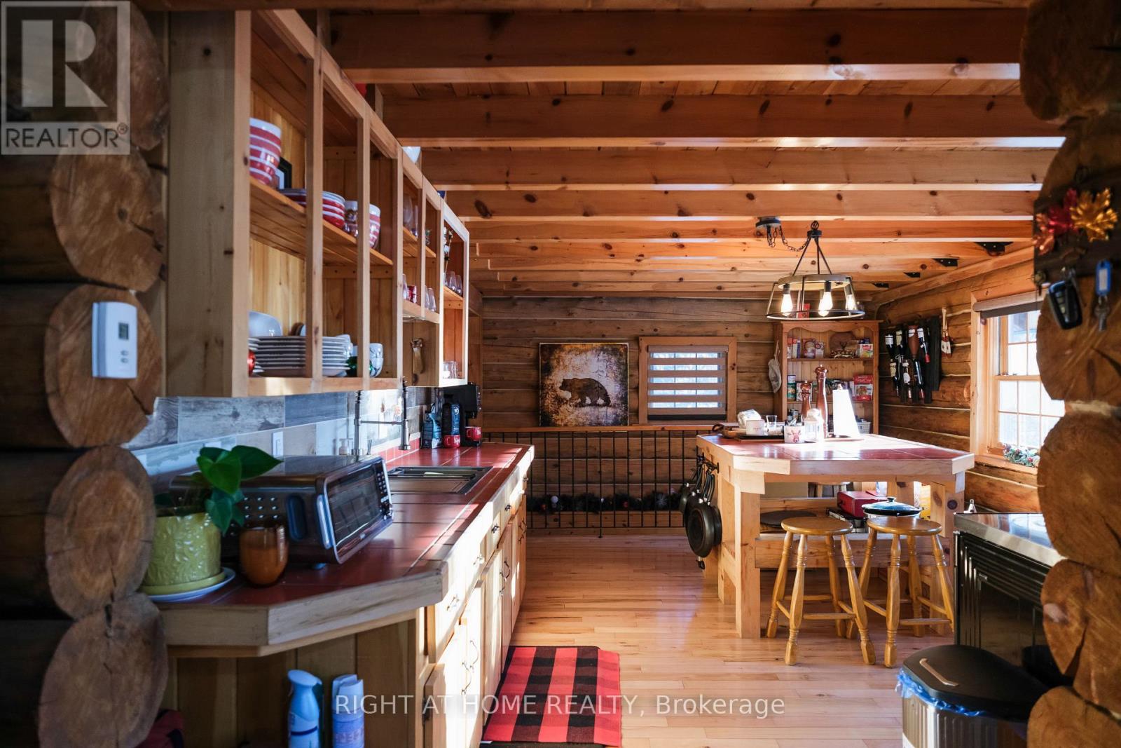 72 Viewmount Drive, Greater Madawaska, Ontario  K0J 1H0 - Photo 6 - X12631840