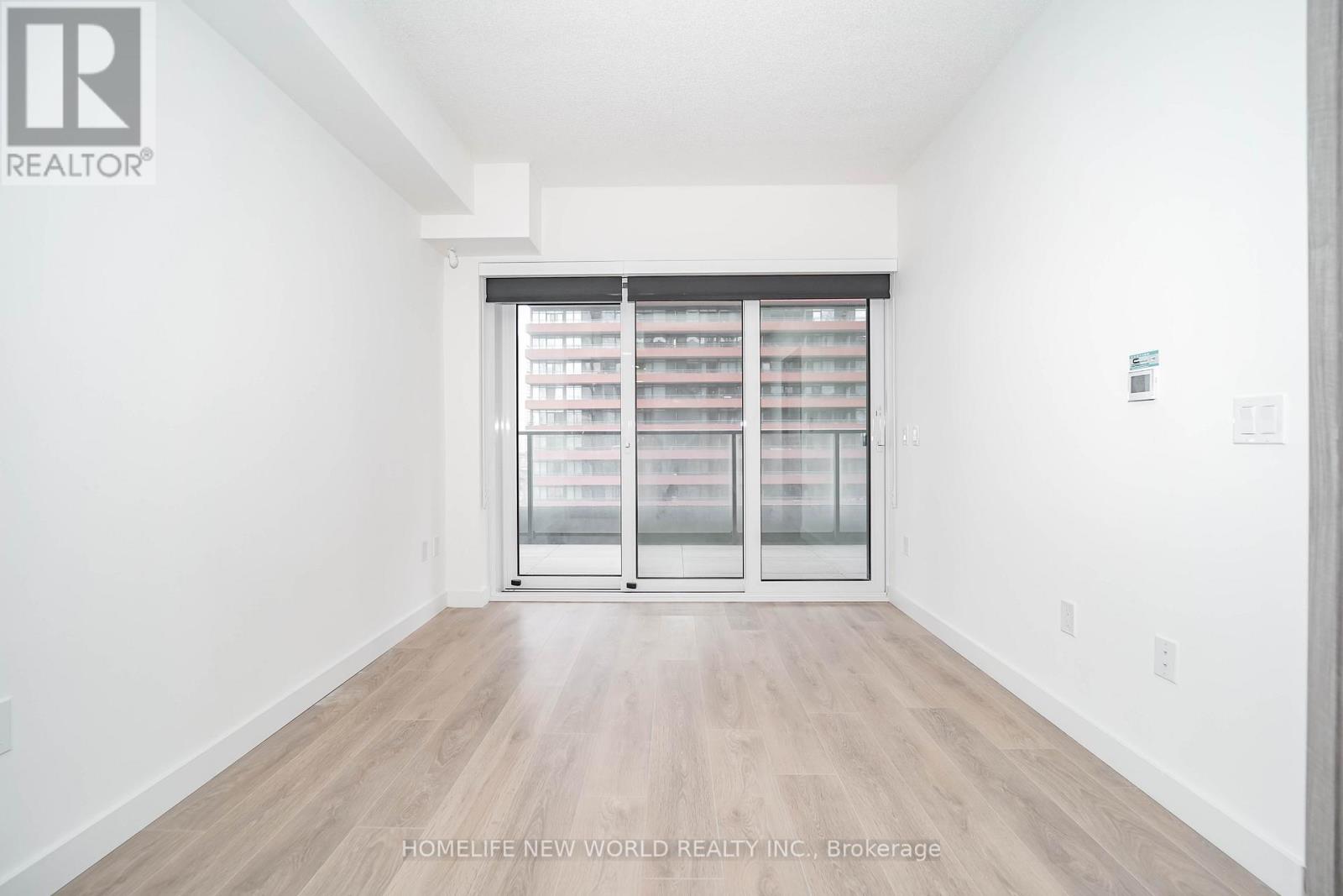 725 - 3 Concord Cityplace Way, Toronto, Ontario  M5V 0X4 - Photo 15 - C12649158