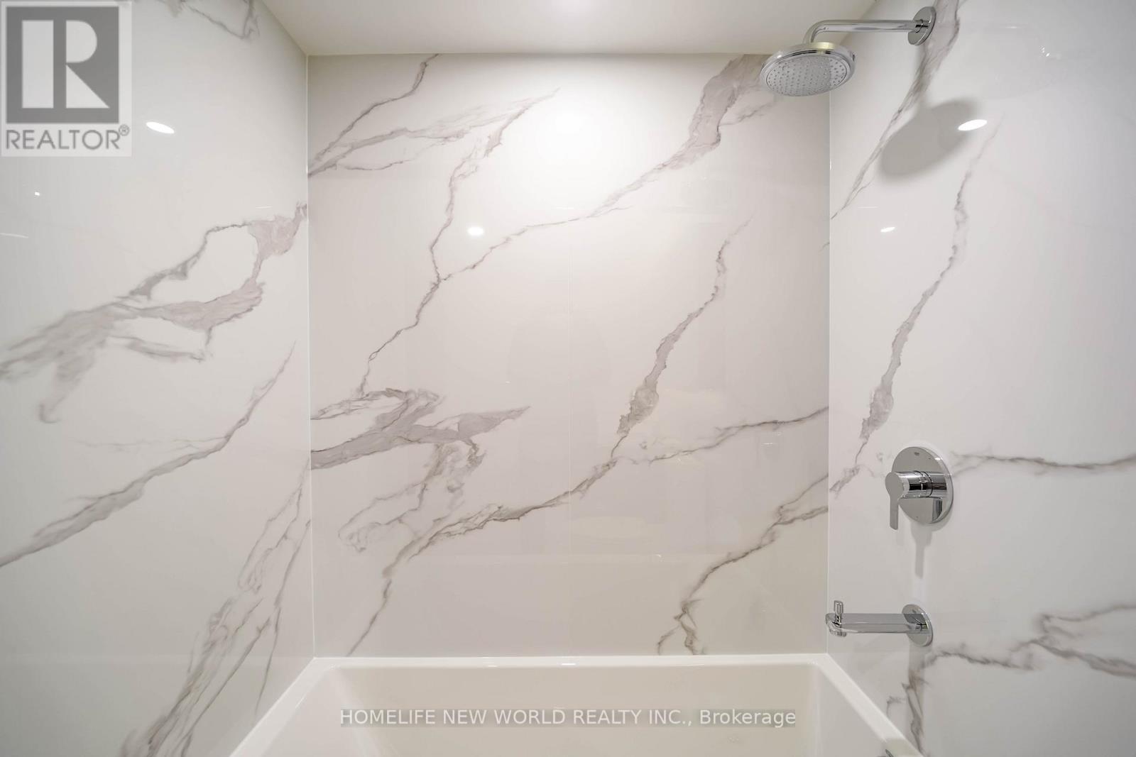 725 - 3 Concord Cityplace Way, Toronto, Ontario  M5V 0X4 - Photo 22 - C12649158