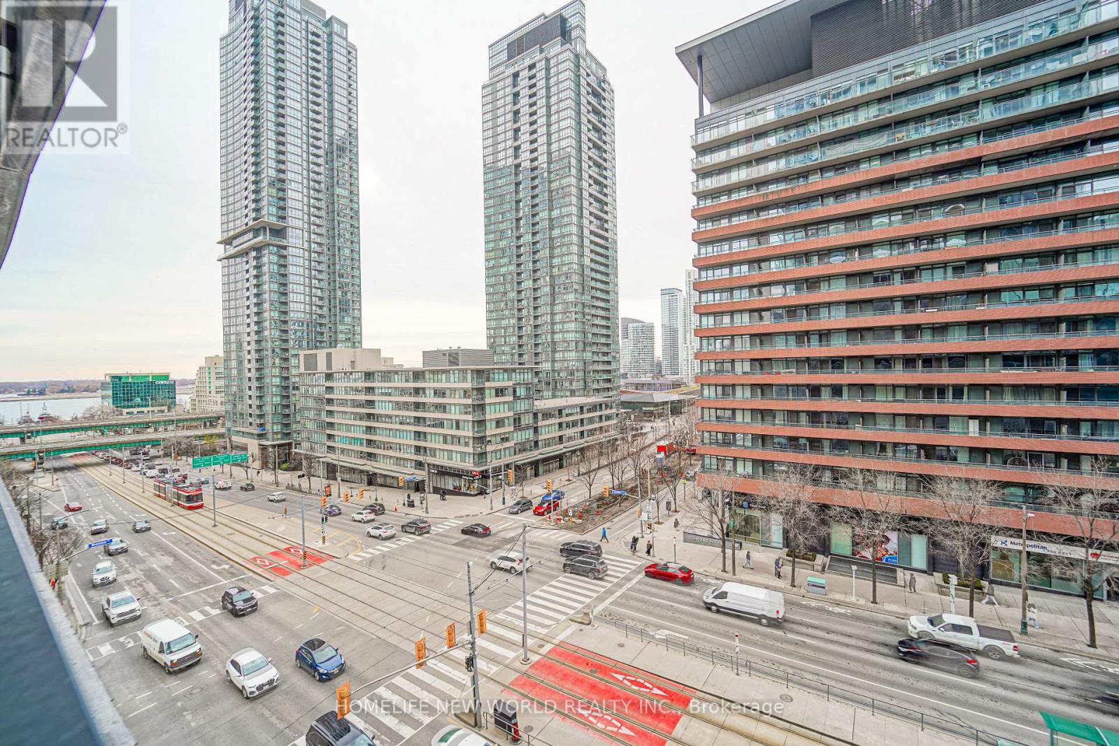 725 - 3 Concord Cityplace Way, Toronto, Ontario  M5V 0X4 - Photo 24 - C12649158