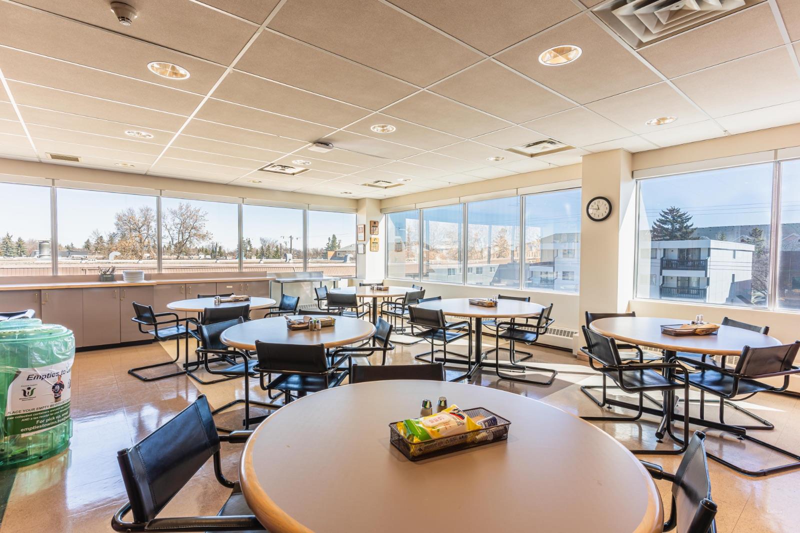 12230  106 Avenue, Edmonton, Alberta  T5N 3Z1 - Photo 10 - 43688597