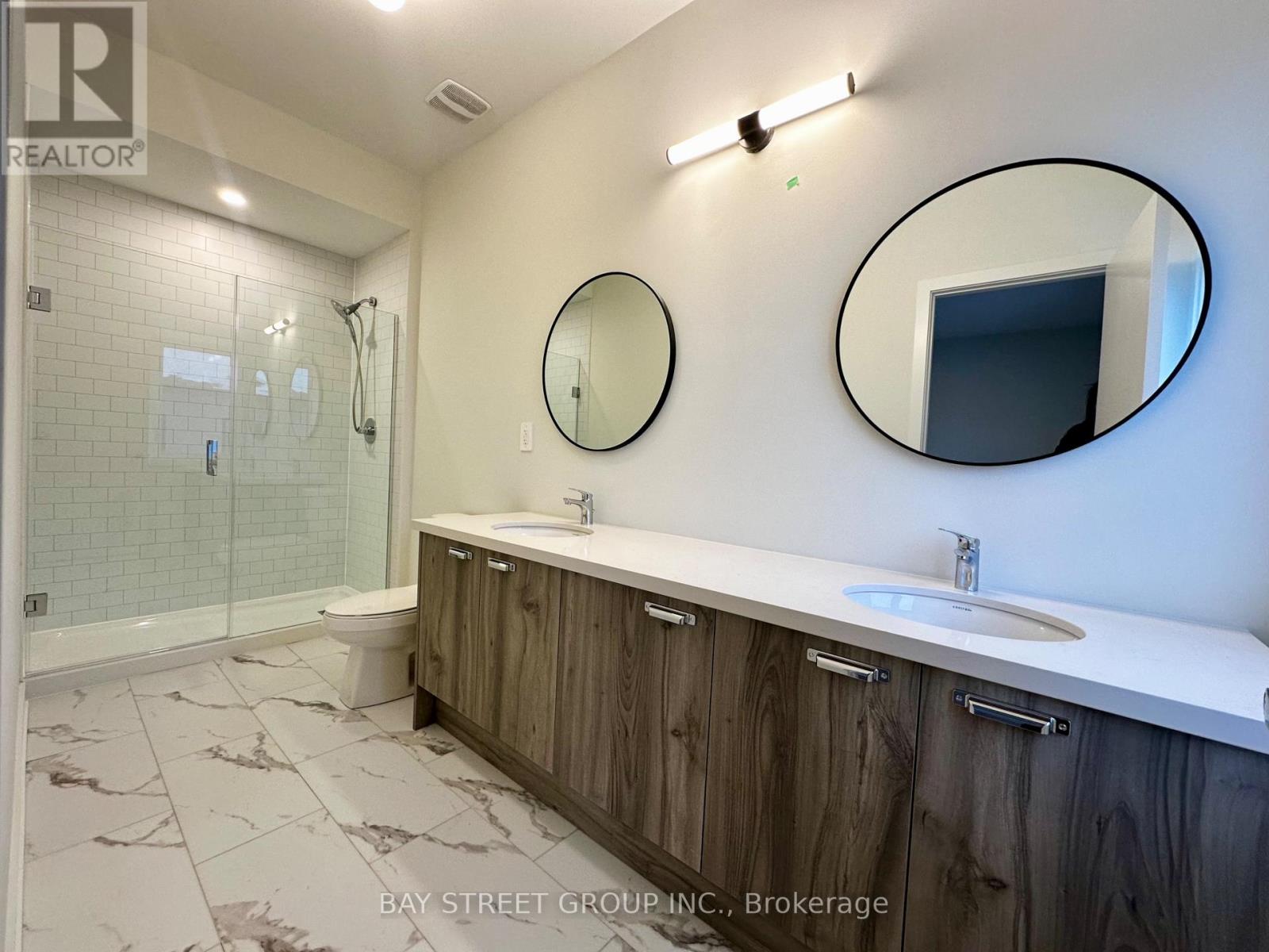 22 Chapple Lane, Richmond Hill, Ontario  L4B 0J4 - Photo 11 - N12649154