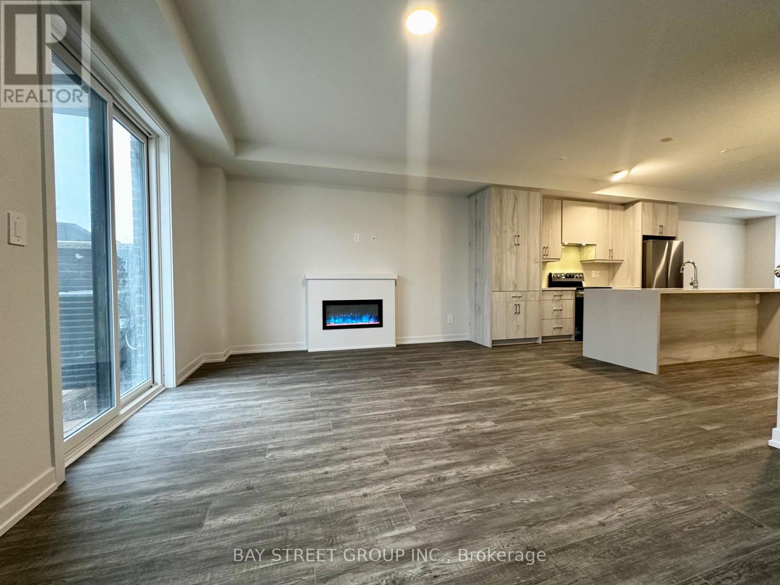 22 Chapple Lane, Richmond Hill, Ontario  L4B 0J4 - Photo 6 - N12649154