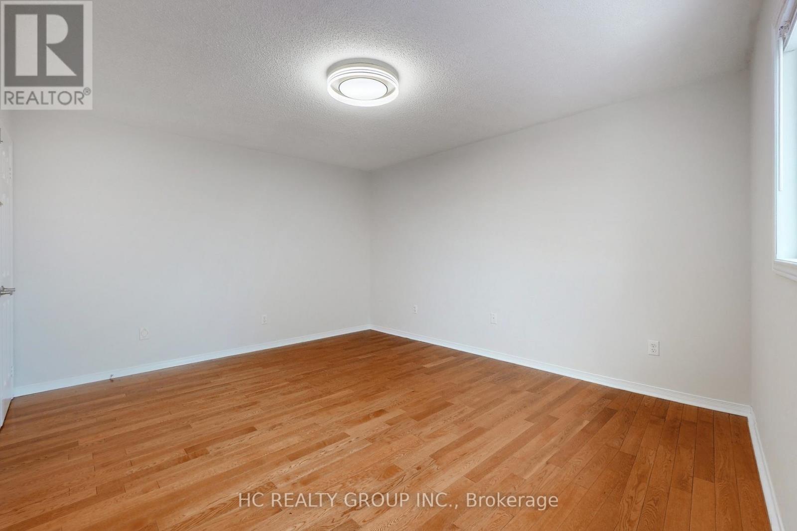 35 Ferris Street, Richmond Hill, Ontario  L4B 4K7 - Photo 20 - N12408273