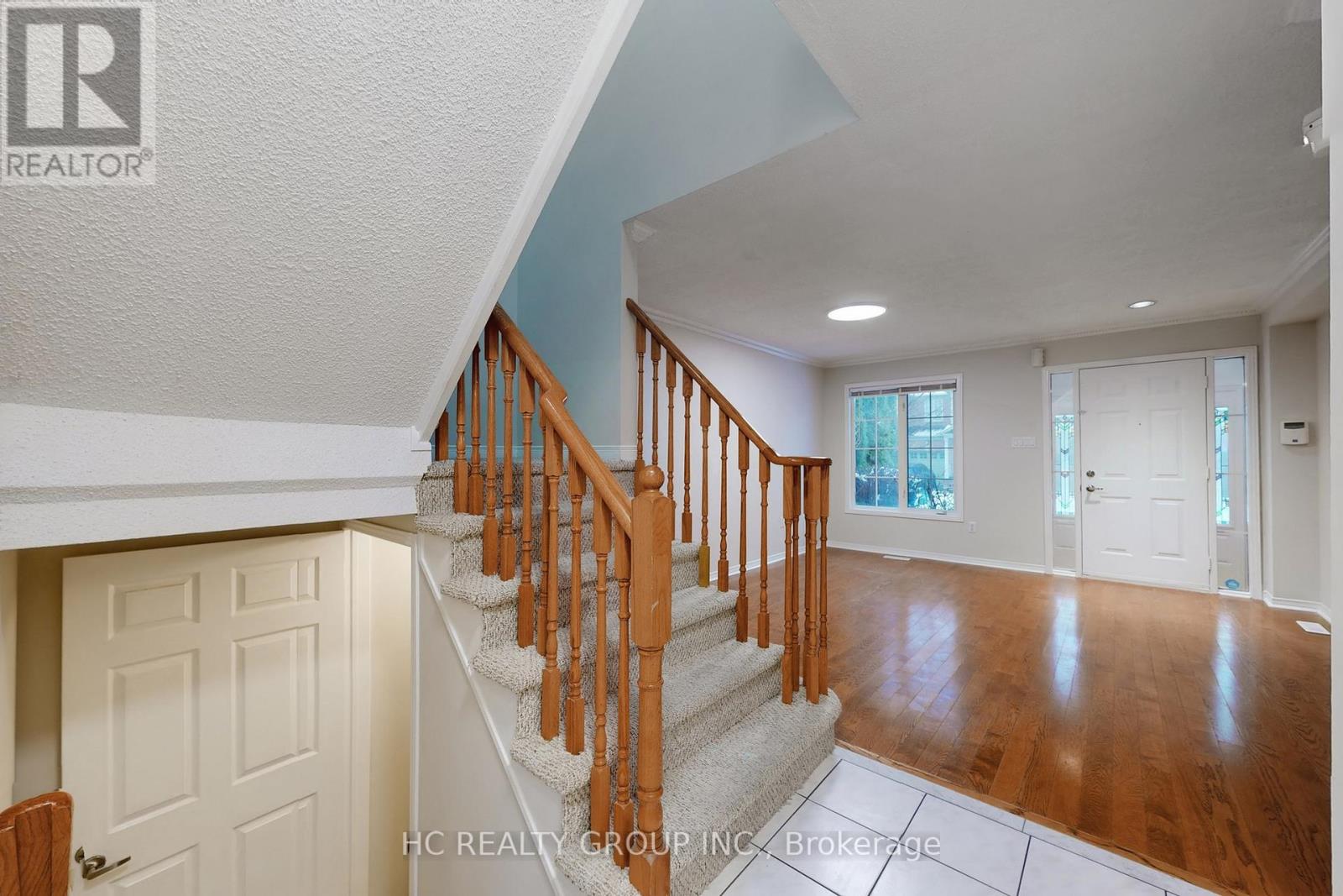 35 Ferris Street, Richmond Hill, Ontario  L4B 4K7 - Photo 17 - N12408273