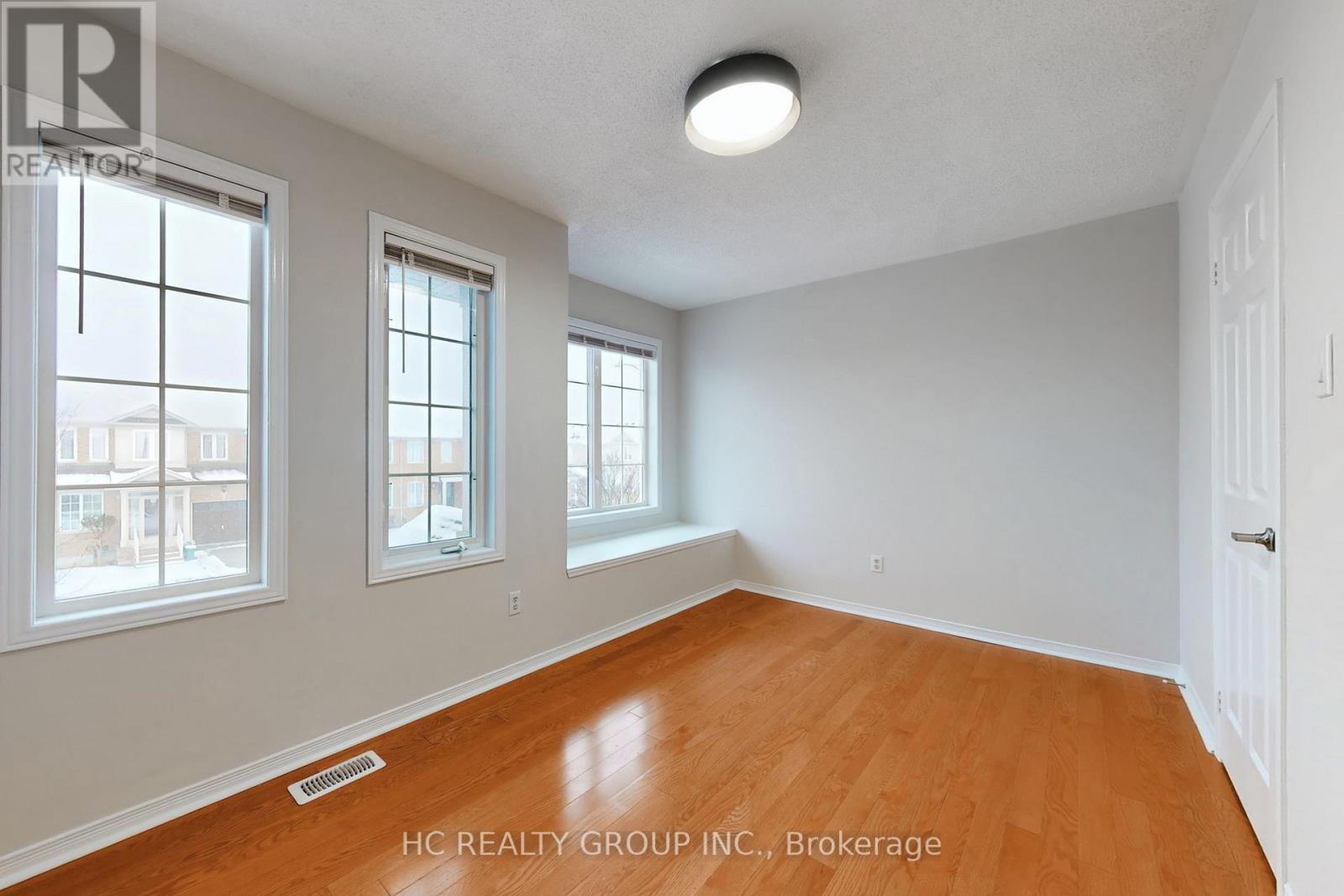 35 Ferris Street, Richmond Hill, Ontario  L4B 4K7 - Photo 31 - N12408273