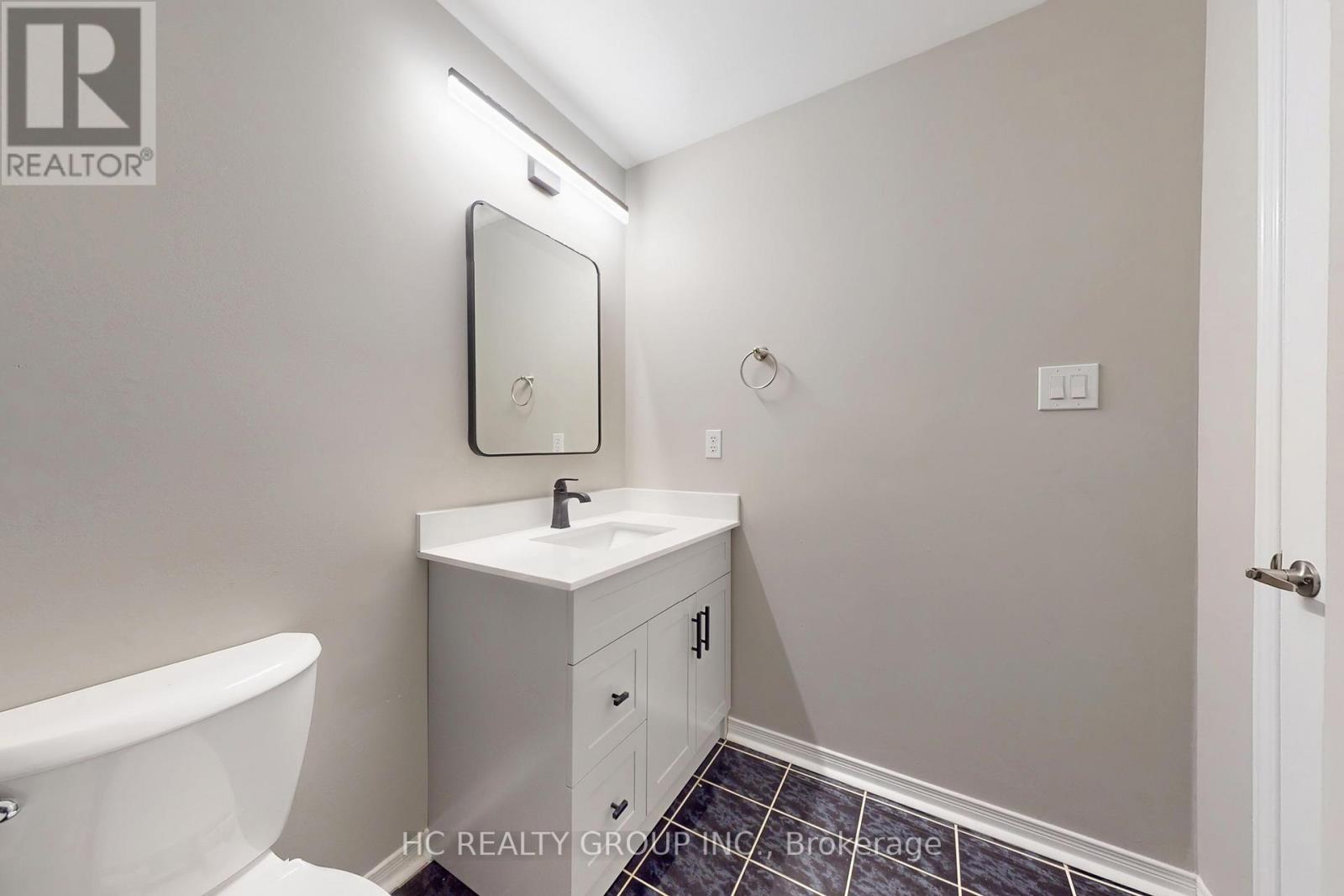 35 Ferris Street, Richmond Hill, Ontario  L4B 4K7 - Photo 35 - N12408273