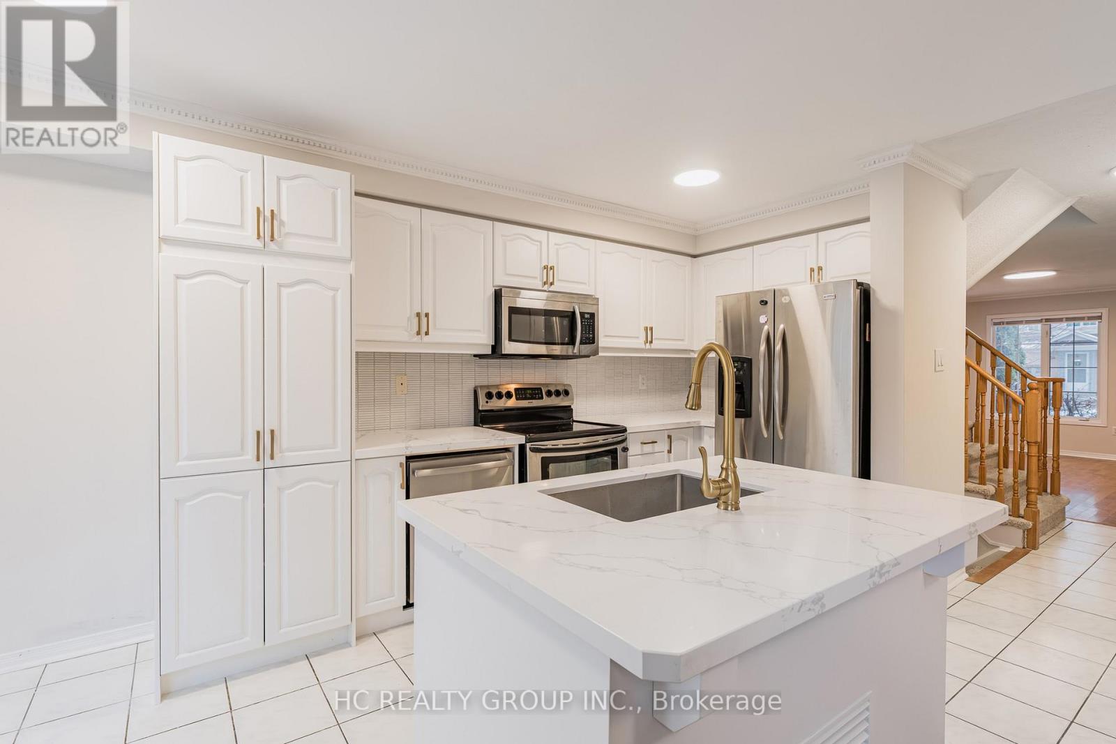 35 Ferris Street, Richmond Hill, Ontario  L4B 4K7 - Photo 12 - N12408273