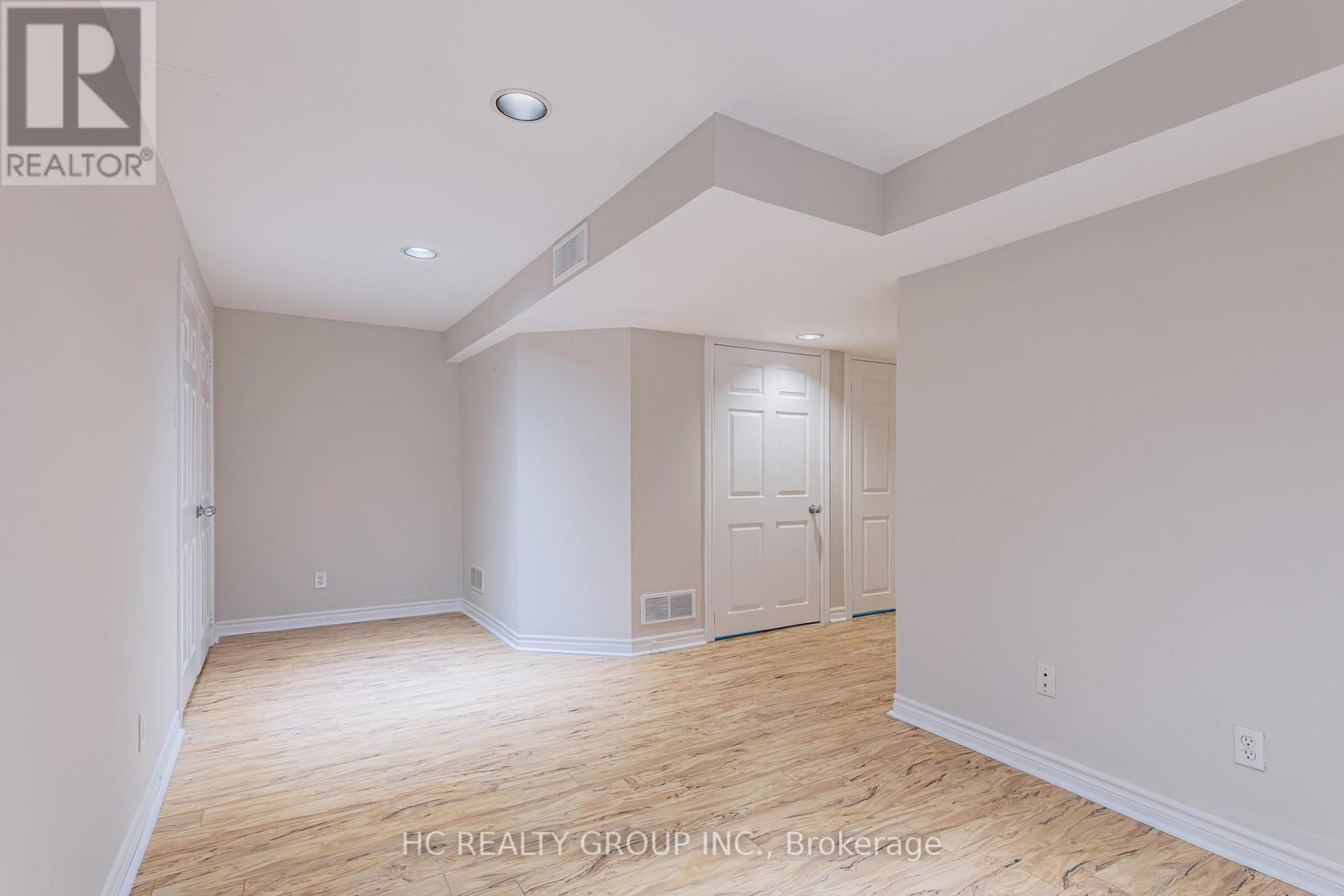 35 Ferris Street, Richmond Hill, Ontario  L4B 4K7 - Photo 43 - N12408273