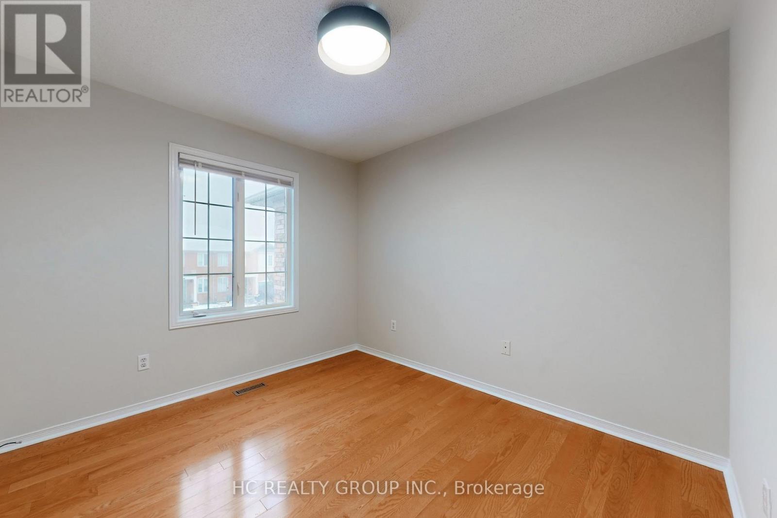 35 Ferris Street, Richmond Hill, Ontario  L4B 4K7 - Photo 29 - N12408273