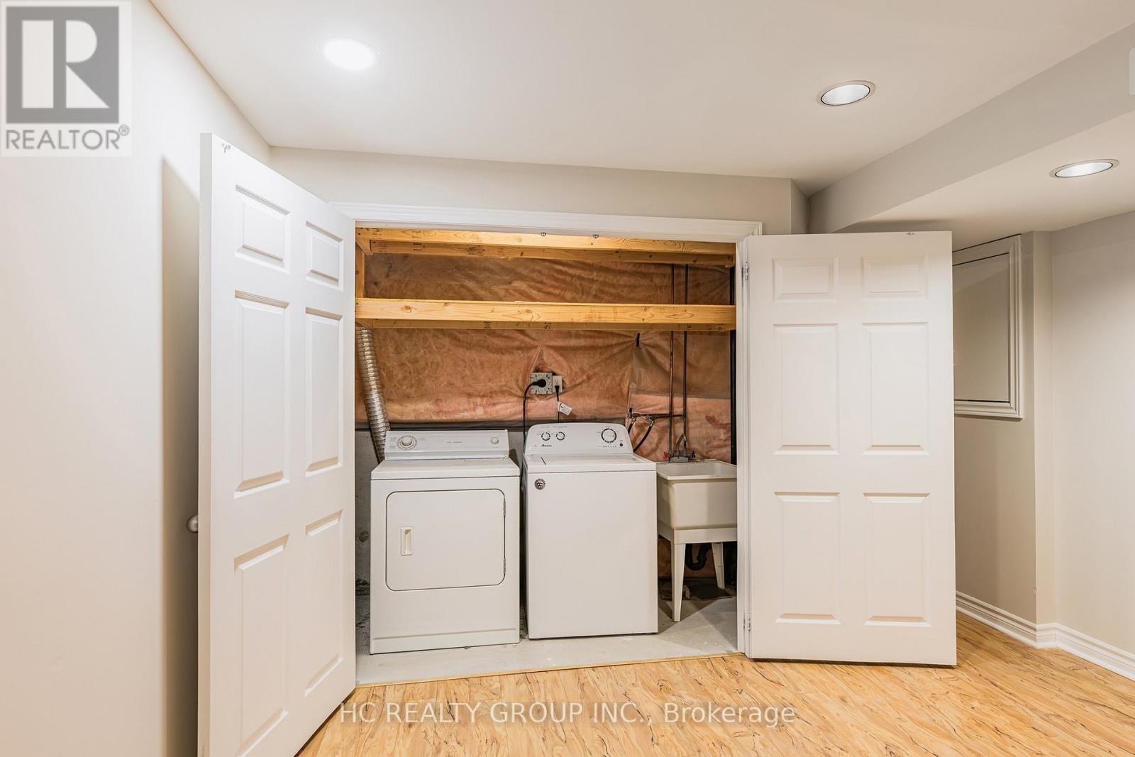 35 Ferris Street, Richmond Hill, Ontario  L4B 4K7 - Photo 46 - N12408273