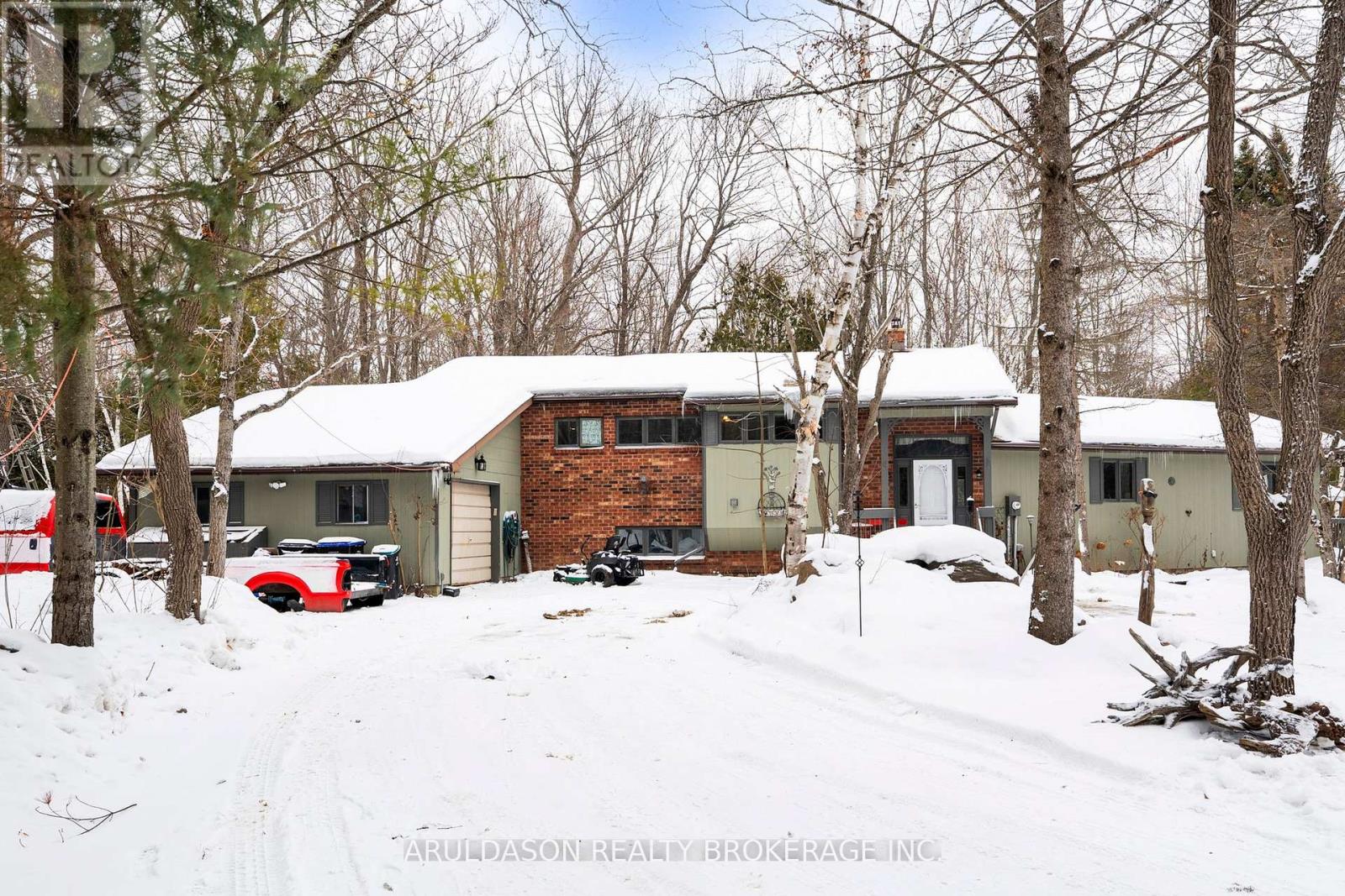 1208 Birchcliffe Crescent, Severn, Ontario  L3V 6H4 - Photo 2 - S12649160