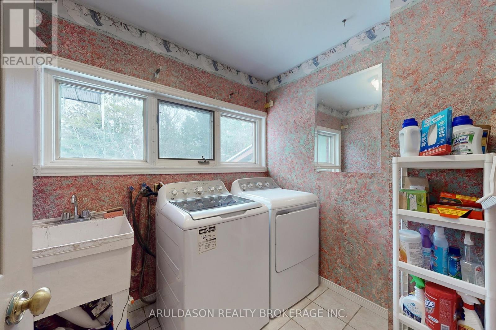 1208 Birchcliffe Crescent, Severn, Ontario  L3V 6H4 - Photo 25 - S12649160