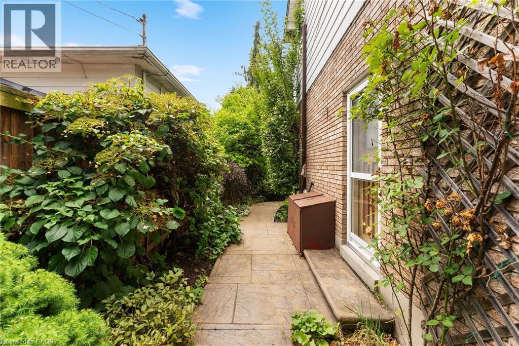 104 Berkindale Drive, Hamilton, Ontario  L8E 1M5 - Photo 31 - 40778760