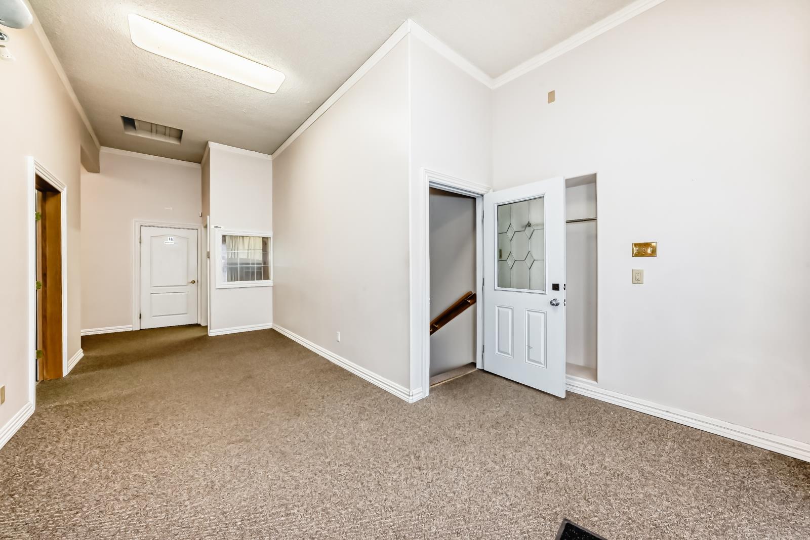 10969  101 Street, Edmonton, Alberta  T5H 2S9 - Photo 19 - 43862273