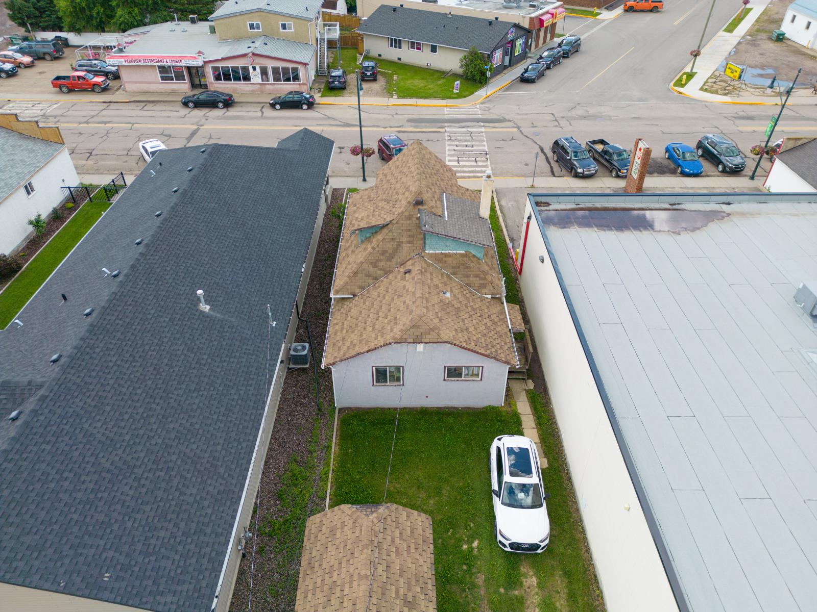 5028  50 Avenue, Lamont, Alberta  T0B 2R0 - Photo 6 - 43694301