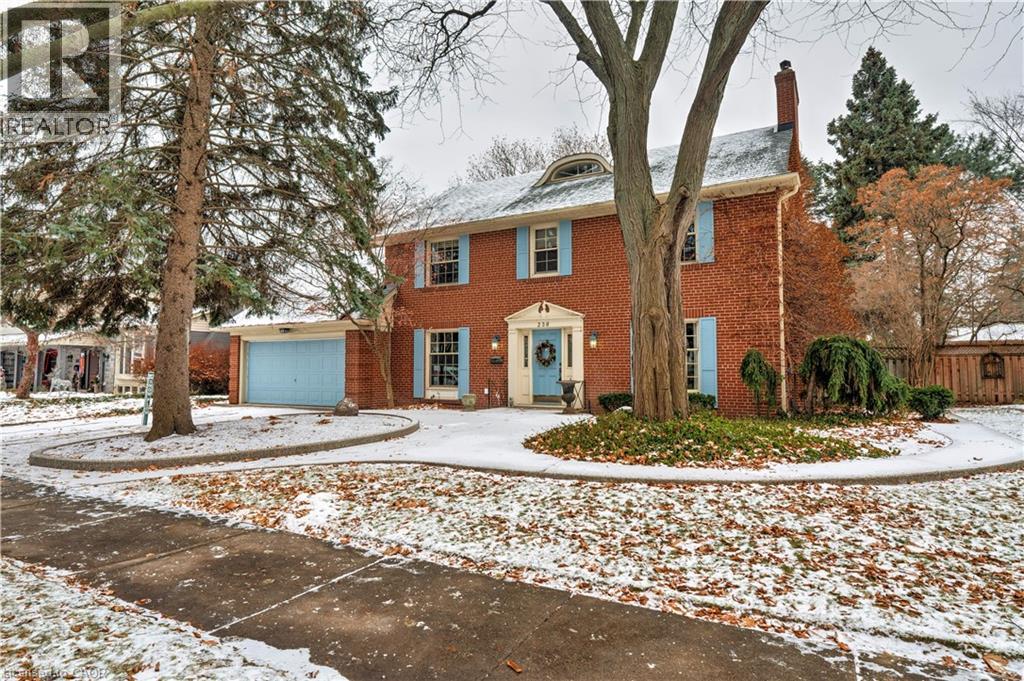 238 Penn Drive, Burlington, Ontario  L7N 2B8 - Photo 1 - 40794155