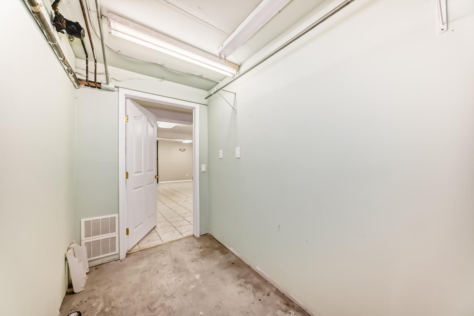 10969  101 Street, Edmonton, Alberta  T5H 2S9 - Photo 36 - 43862273