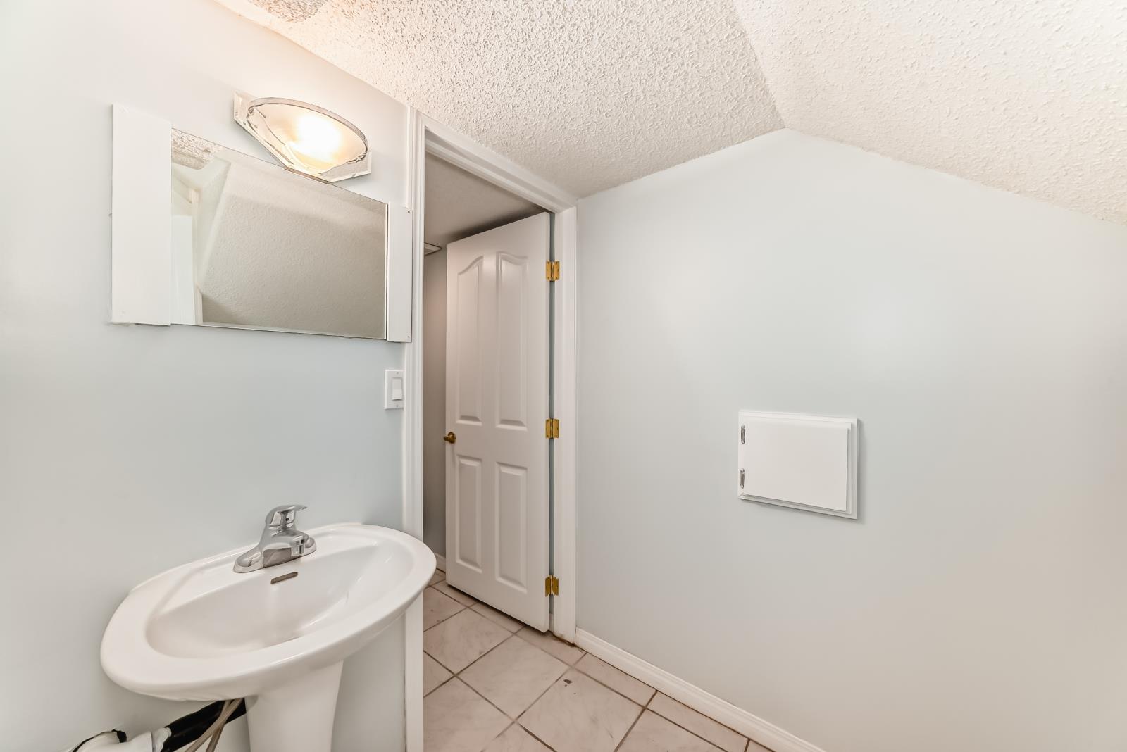 10969  101 Street, Edmonton, Alberta  T5H 2S9 - Photo 37 - 43862273