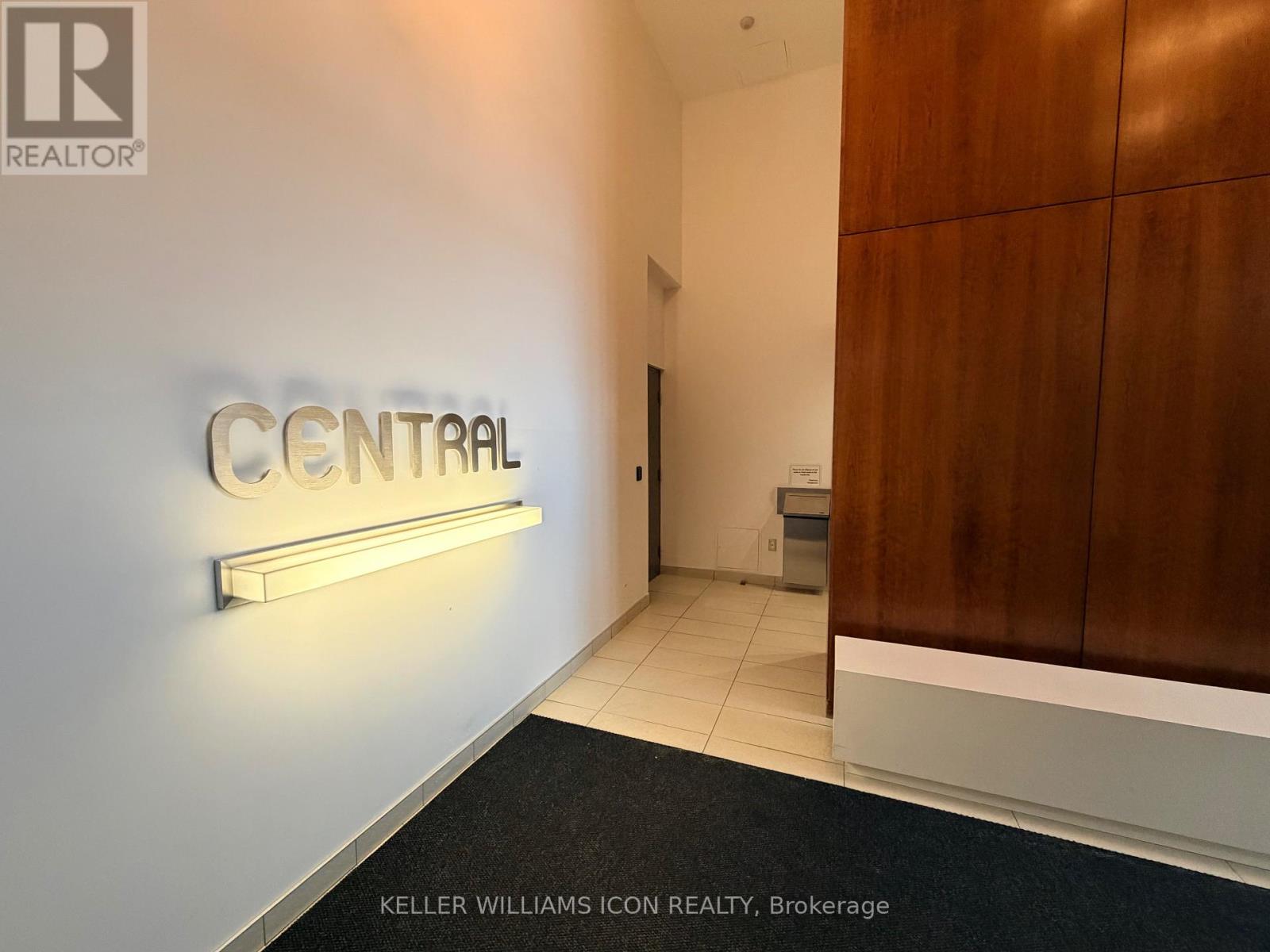 210 - 354 Gladstone Avenue, Ottawa, Ontario  K2P 0R4 - Photo 7 - X12649186