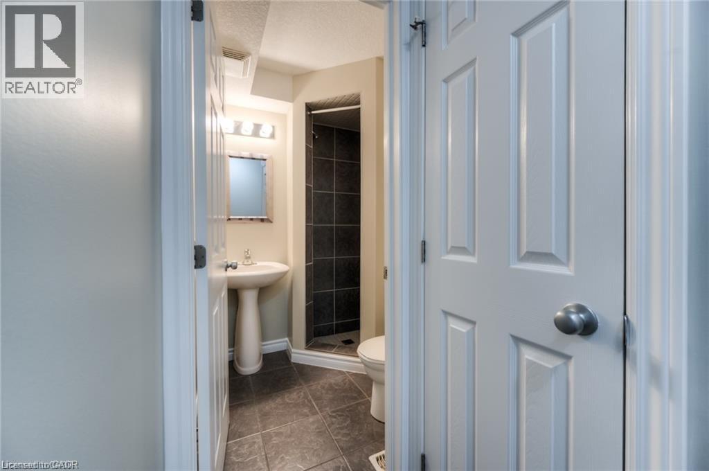 750 Bleams Road Unit# A, Kitchener, Ontario  N2E 0E4 - Photo 10 - 40795002