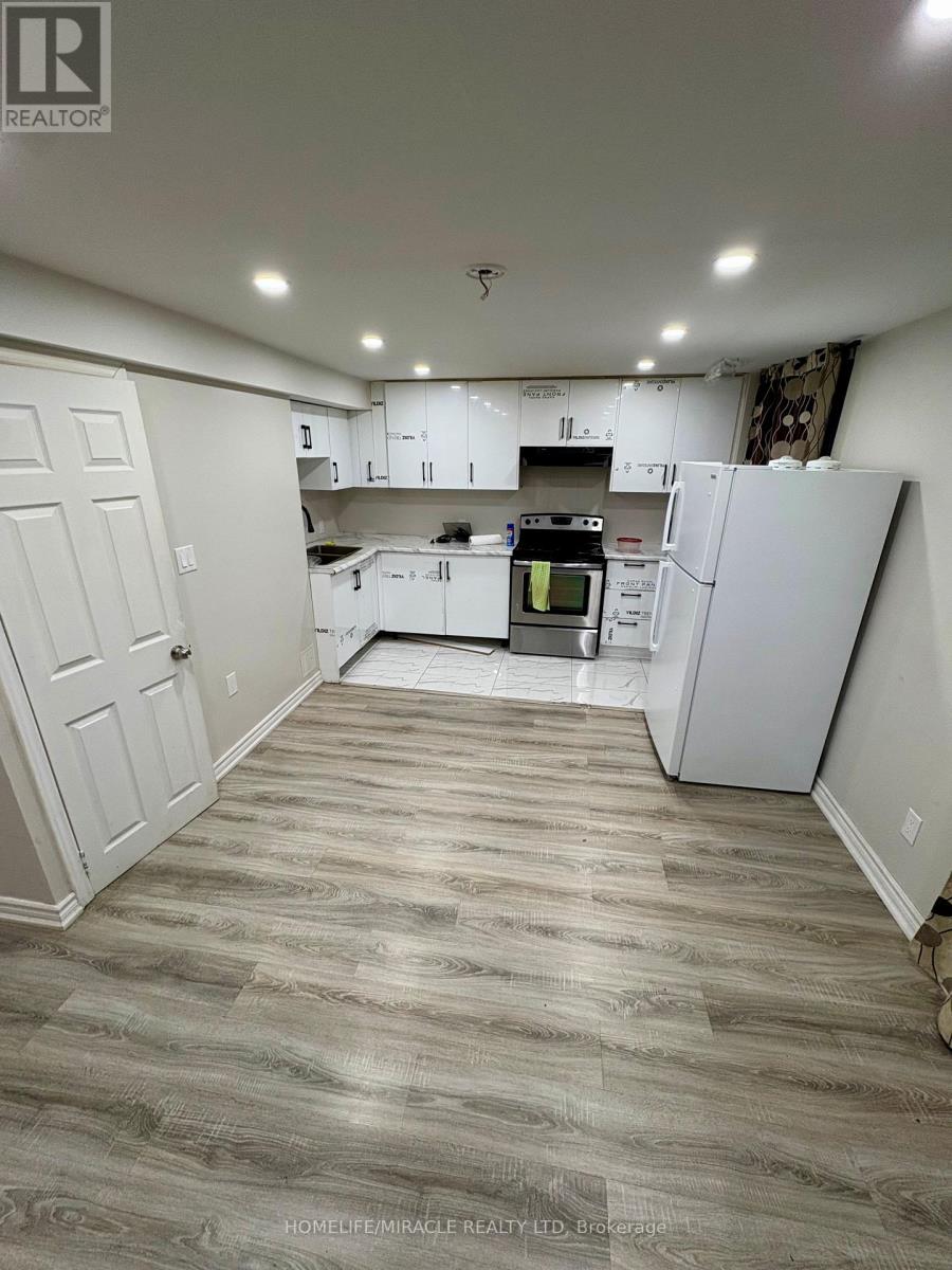 92 EVALENE COURT, Brampton, Ontario