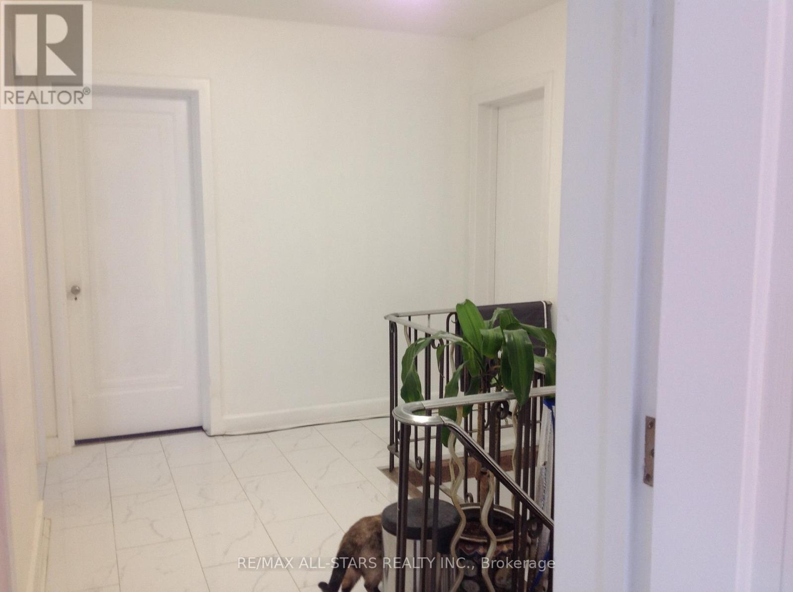 1 St James Place, Hamilton, Ontario  L8P 2N4 - Photo 26 - X12649182