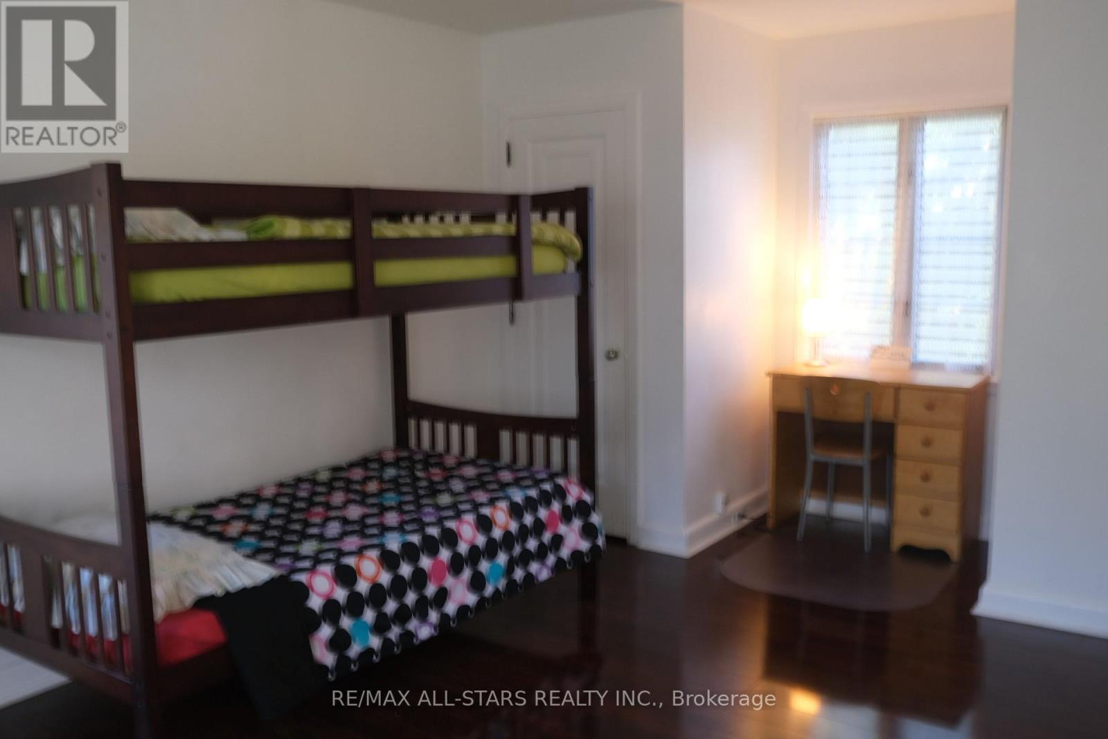 1 St James Place, Hamilton, Ontario  L8P 2N4 - Photo 34 - X12649182