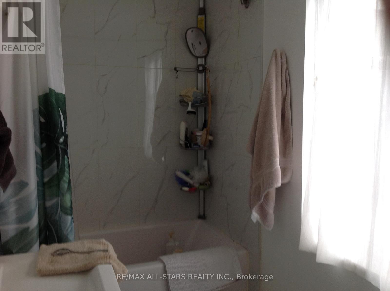 1 St James Place, Hamilton, Ontario  L8P 2N4 - Photo 39 - X12649182