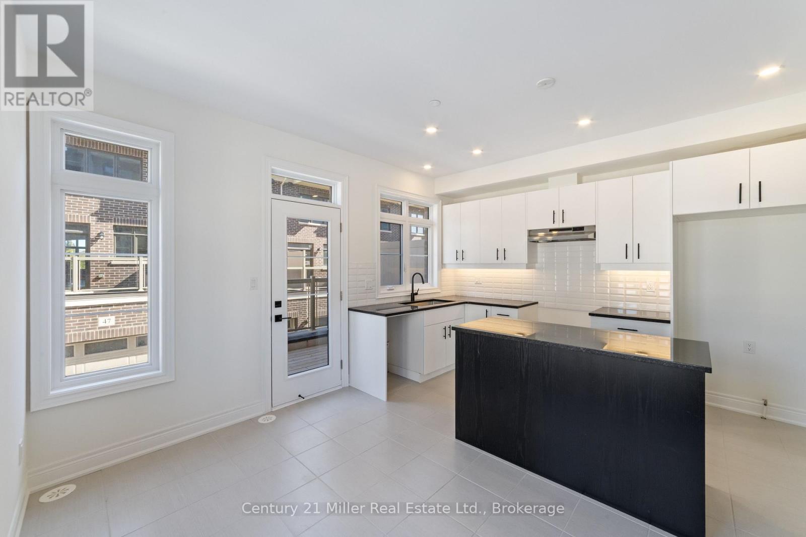 36 - 260 Melody Common, Oakville, Ontario  L6H 8A5 - Photo 6 - W12649202