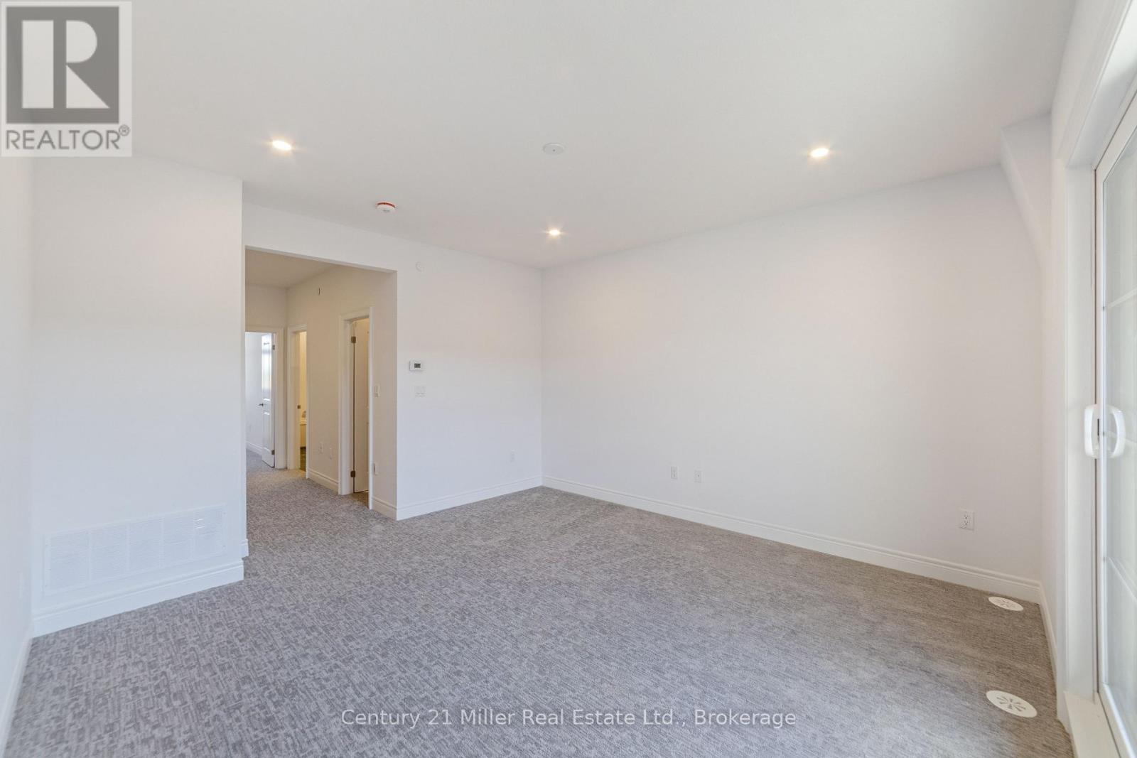 48 - 2140 Trafalgar Road, Oakville, Ontario  L6H 8A5 - Photo 22 - W12649224