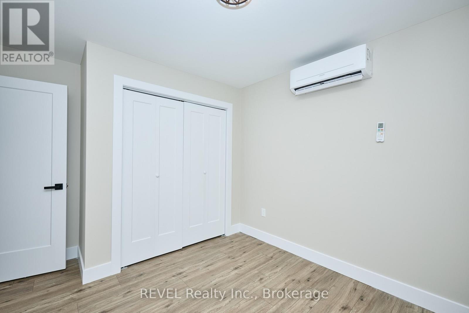 406 Hennepin Avenue, Welland (Lincoln/crowland), Ontario  L3B 4T5 - Photo 14 - X12649230