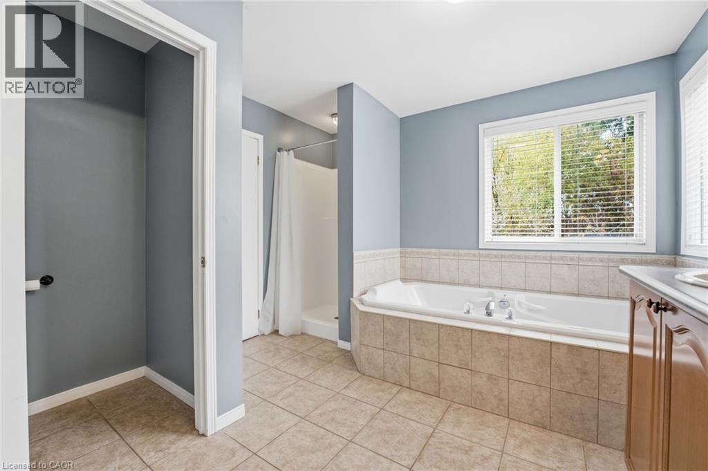 254 Kerwood Drive, Cambridge, Ontario  N3C 4M5 - Photo 22 - 40782425