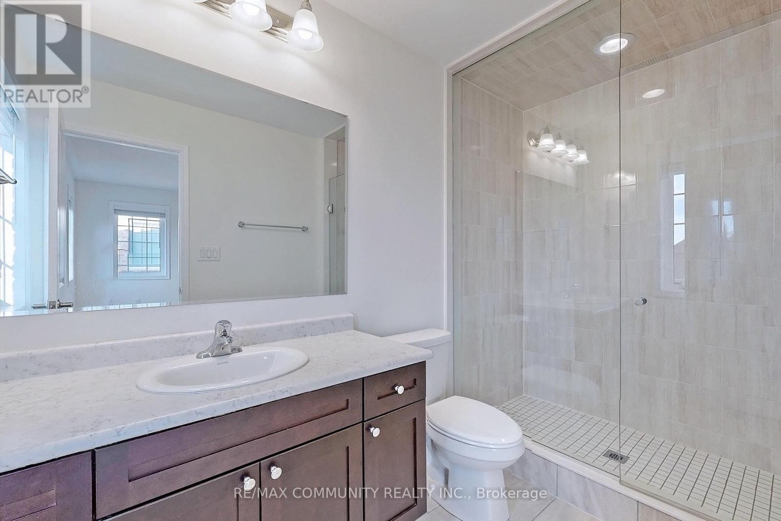 12 Fiesta Way, Whitby, Ontario  L1P 0H9 - Photo 23 - E12649204