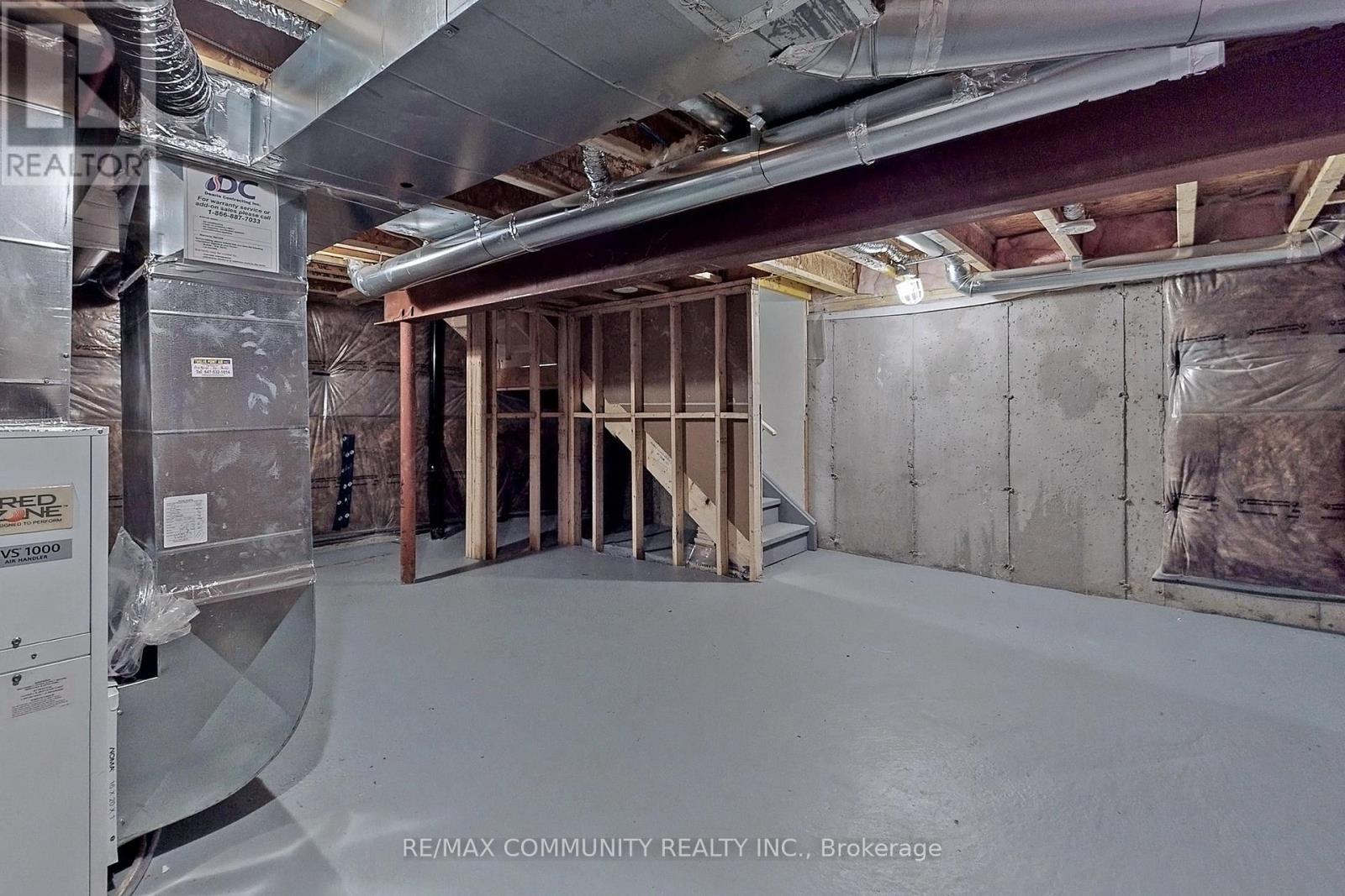 12 Fiesta Way, Whitby, Ontario  L1P 0H9 - Photo 43 - E12649204