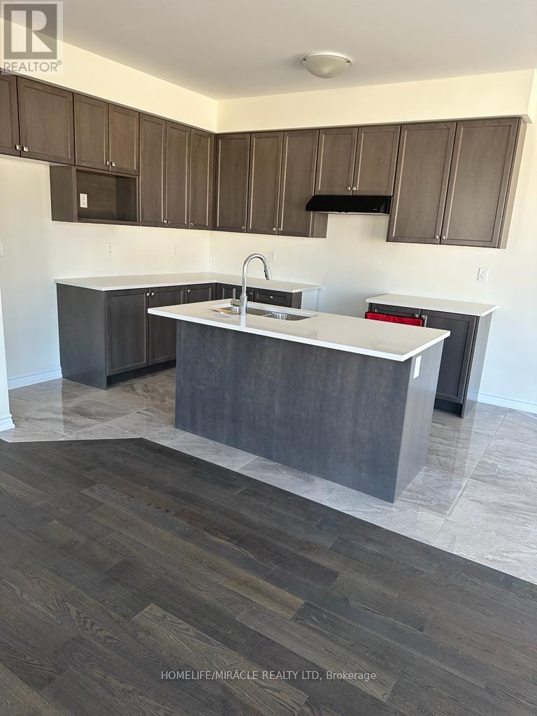 12 Monteith Drive, Brantford, Ontario  N3T 0W6 - Photo 6 - X12649234