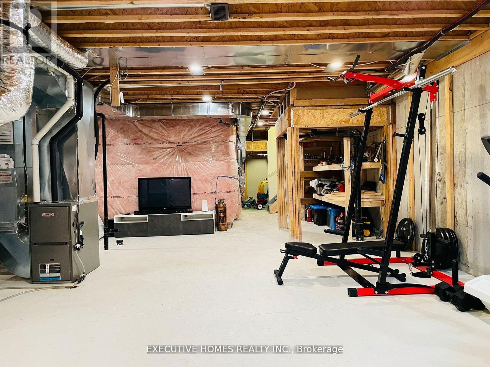 51 Lorne Thomas Place, New Tecumseth, Ontario  L9R 0T8 - Photo 25 - N12648614