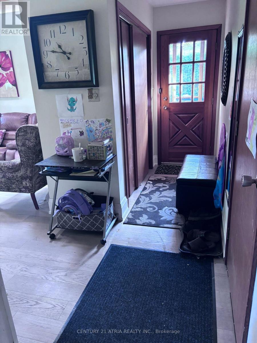 Room 1 - 18 Staveley Crescent, Brampton, Ontario  L6W 2R9 - Photo 8 - W12647550