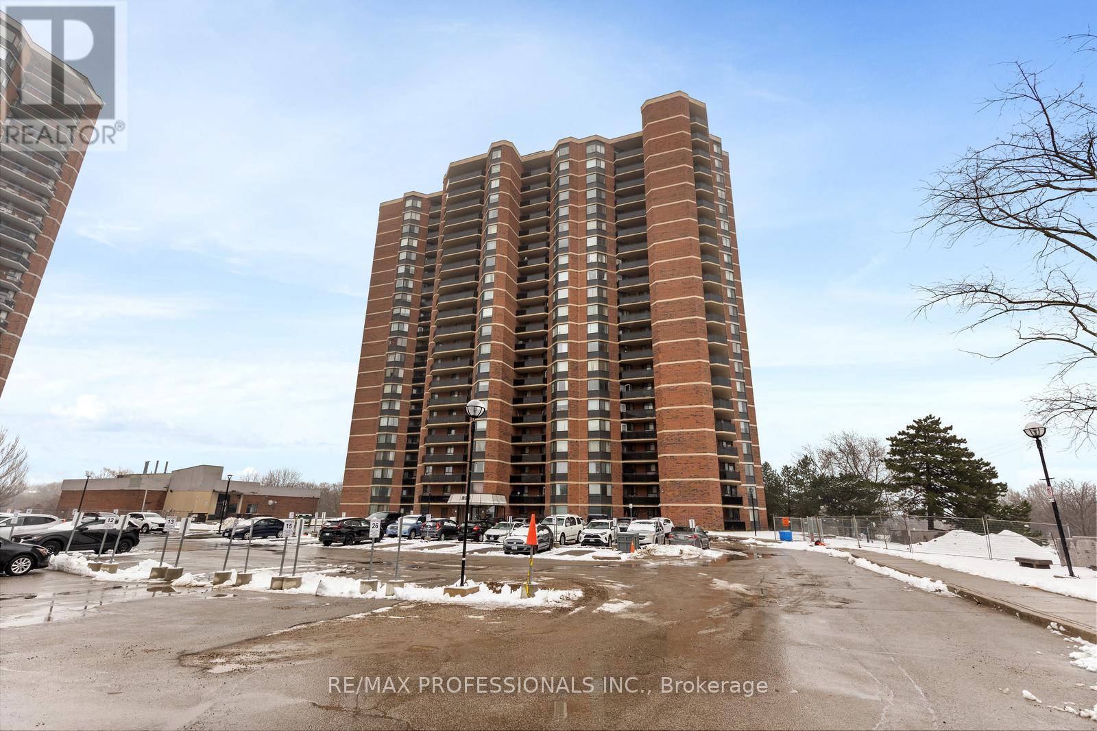 1210 - 234 Albion Road, Toronto (Elms-Old Rexdale), Ontario  M9W 6A5 - Photo 22 - W12643894