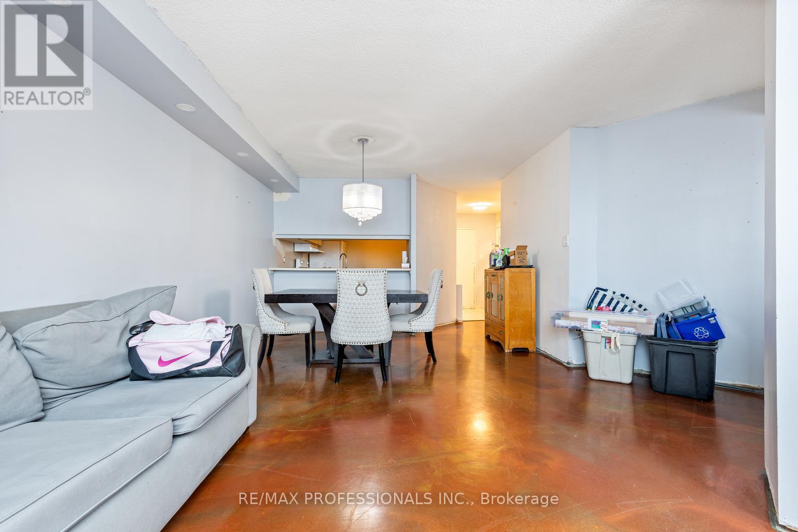 1210 - 234 Albion Road, Toronto (Elms-Old Rexdale), Ontario  M9W 6A5 - Photo 6 - W12643894