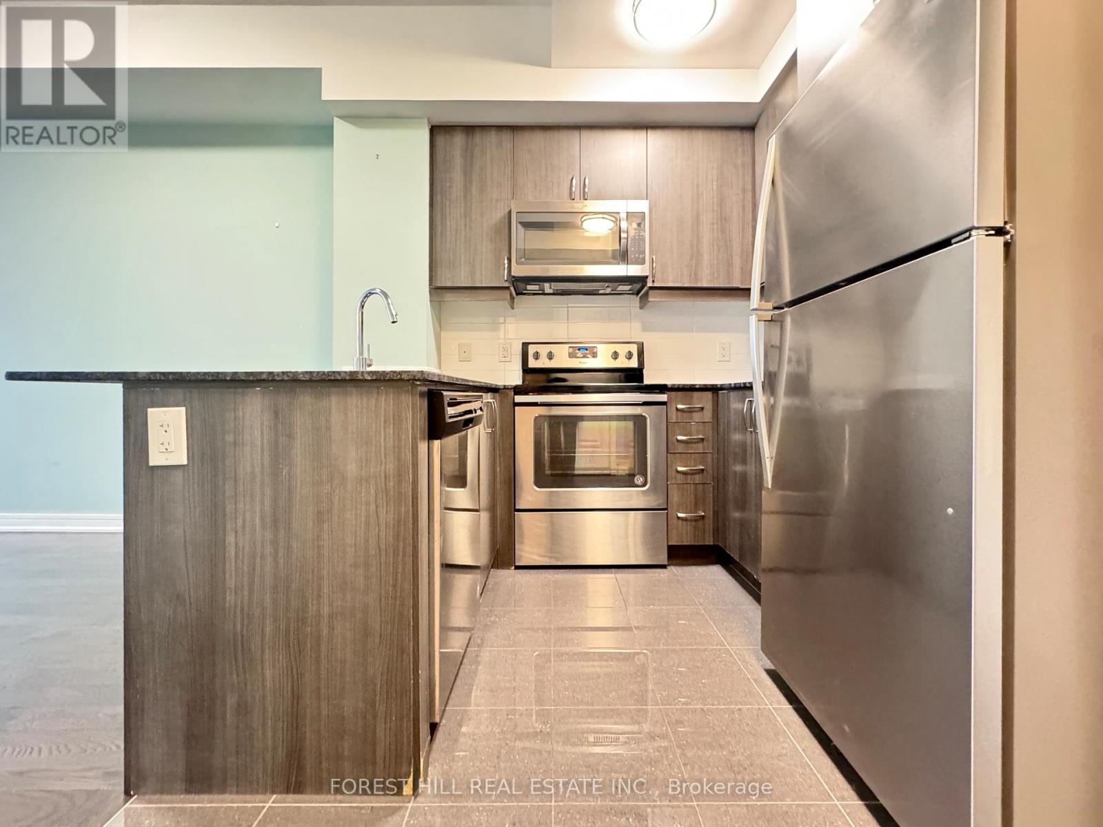 Sw812 - 9191 Yonge Street, Richmond Hill, Ontario  L4C 1E2 - Photo 10 - N12649254