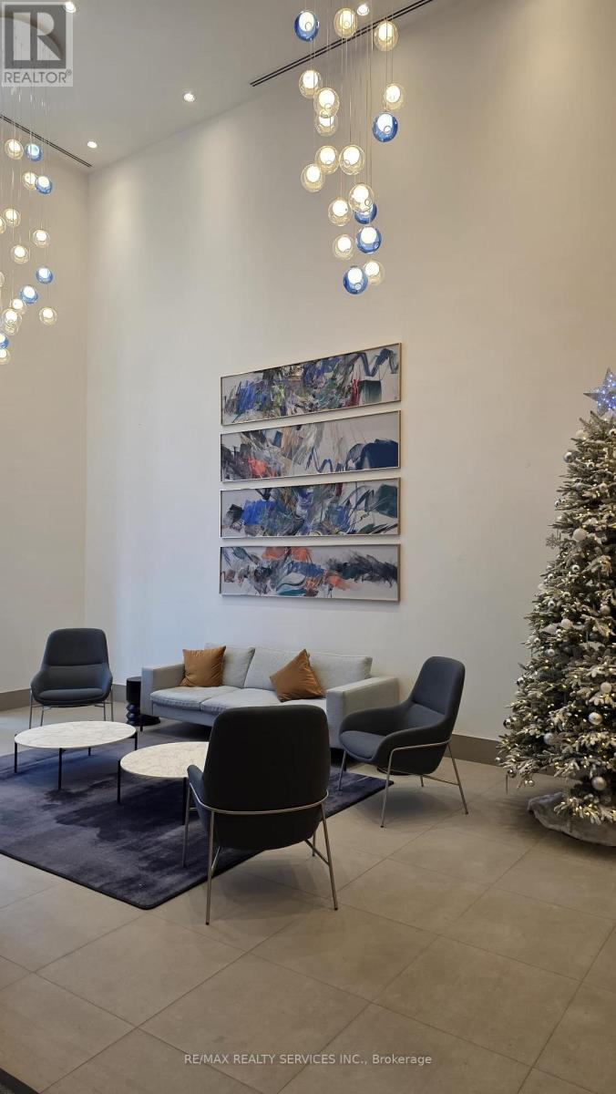 1110 - 430 Square One Drive, Mississauga, Ontario  L5B 0L6 - Photo 2 - W12649238