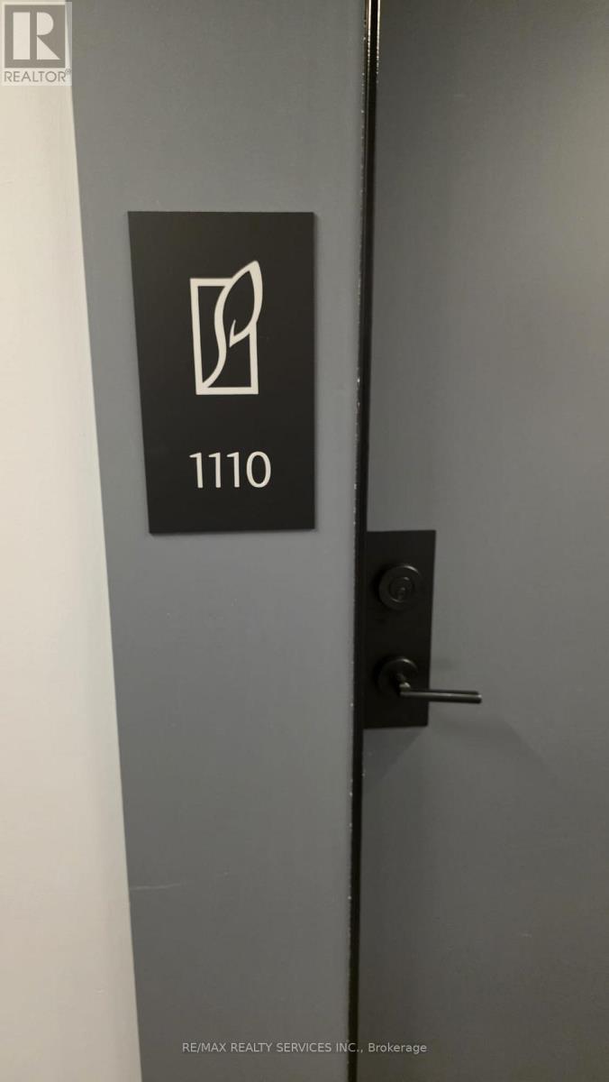 1110 - 430 Square One Drive, Mississauga, Ontario  L5B 0L6 - Photo 5 - W12649238