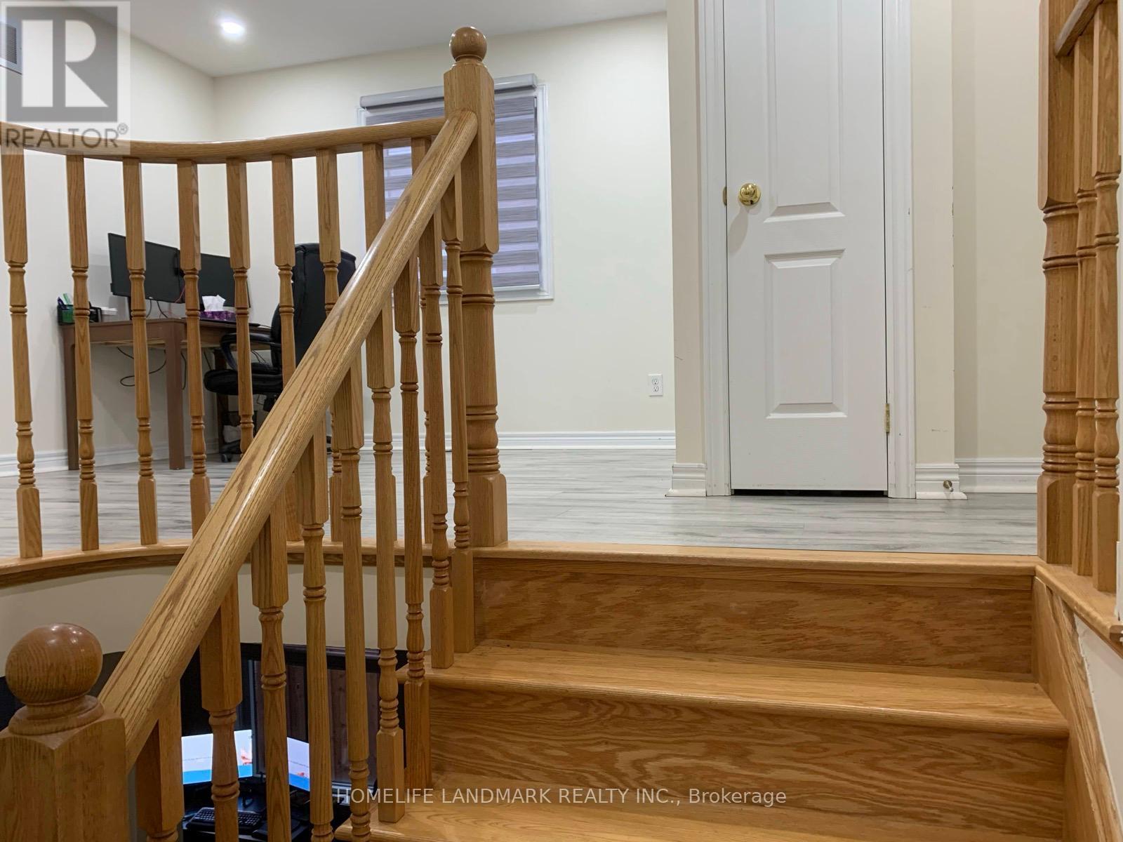 7368 Saint Barbara Boulevard, Mississauga, Ontario  L5W 0C3 - Photo 11 - W12649244