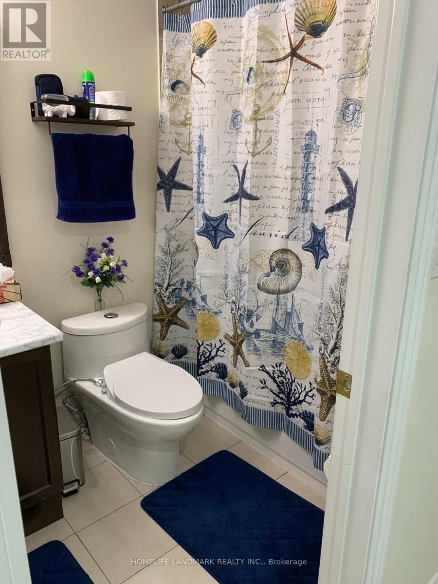 7368 Saint Barbara Boulevard, Mississauga, Ontario  L5W 0C3 - Photo 15 - W12649244