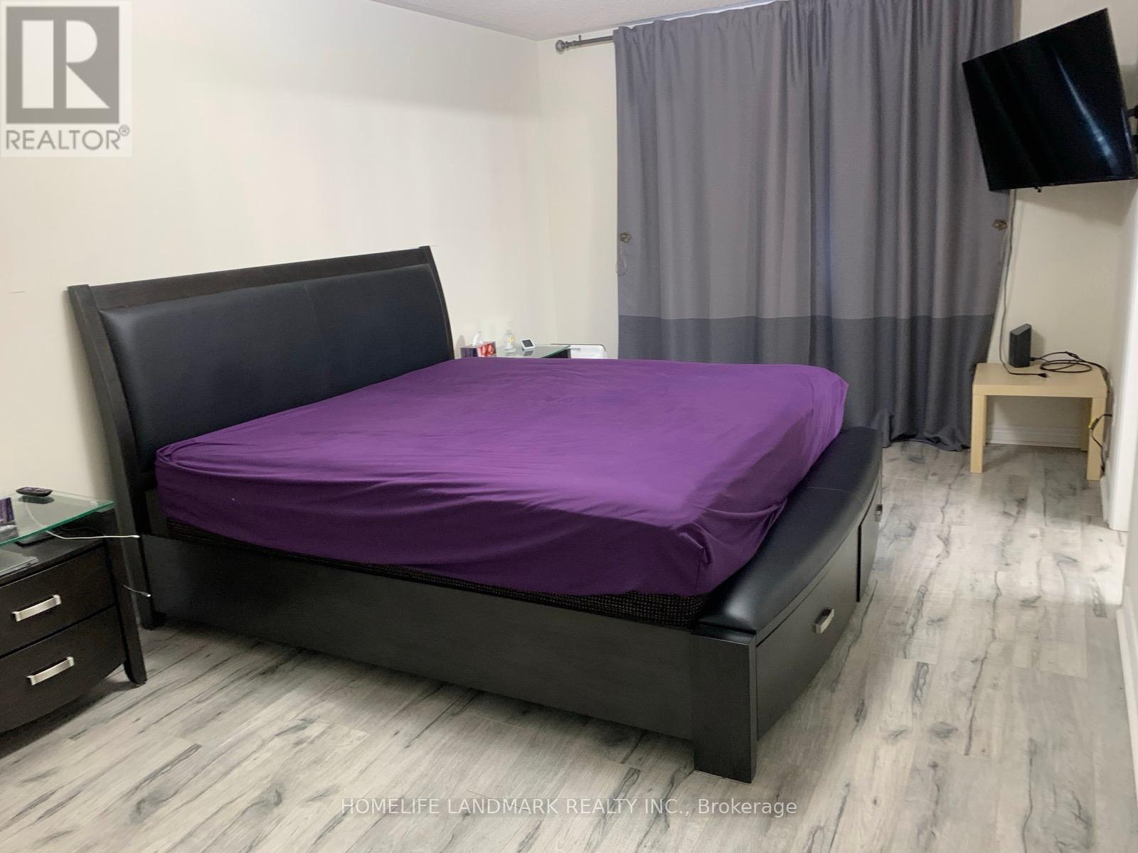 7368 Saint Barbara Boulevard, Mississauga, Ontario  L5W 0C3 - Photo 21 - W12649244