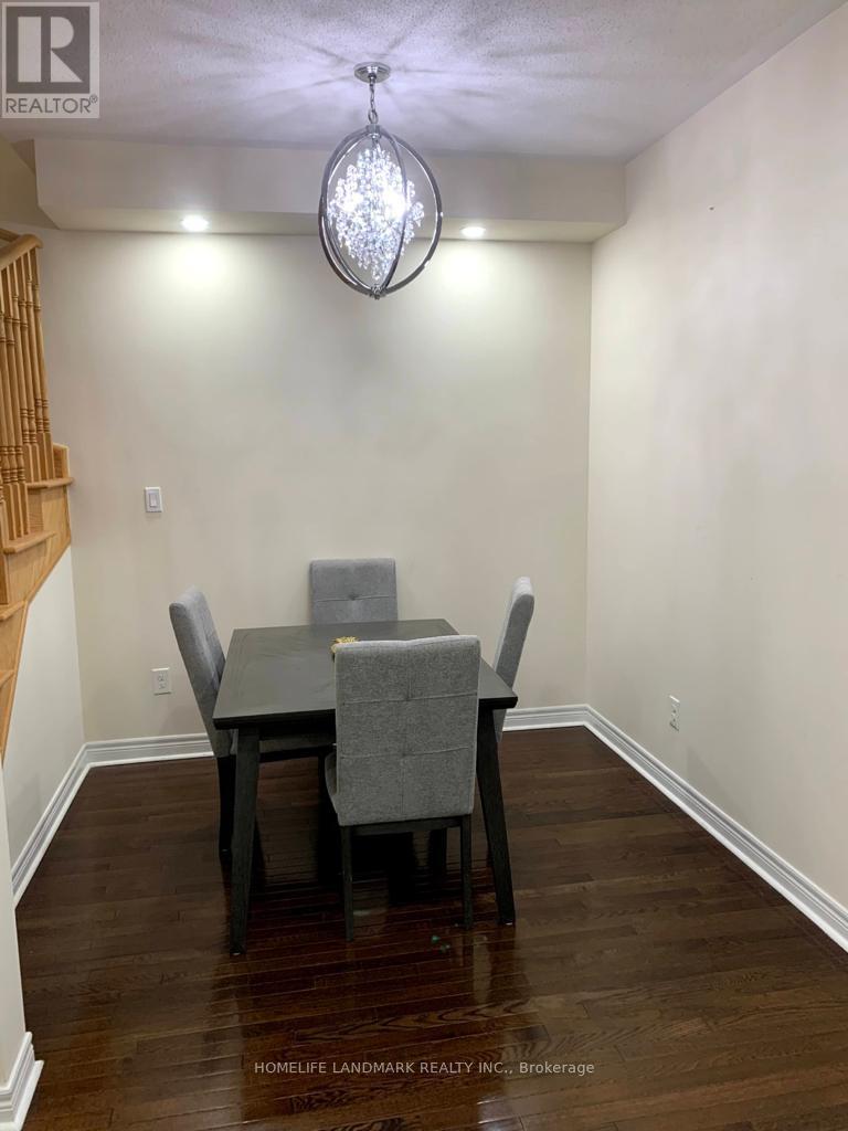 7368 Saint Barbara Boulevard, Mississauga, Ontario  L5W 0C3 - Photo 5 - W12649244