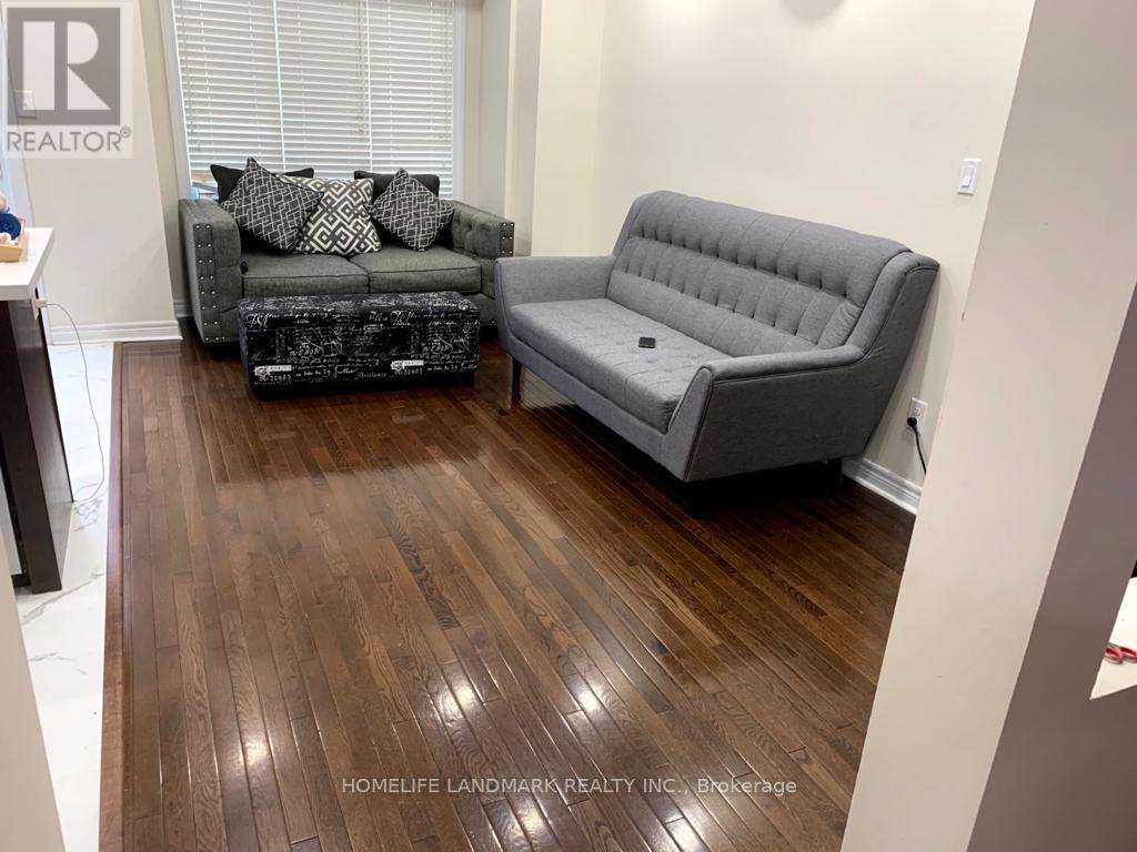 7368 Saint Barbara Boulevard, Mississauga, Ontario  L5W 0C3 - Photo 6 - W12649244